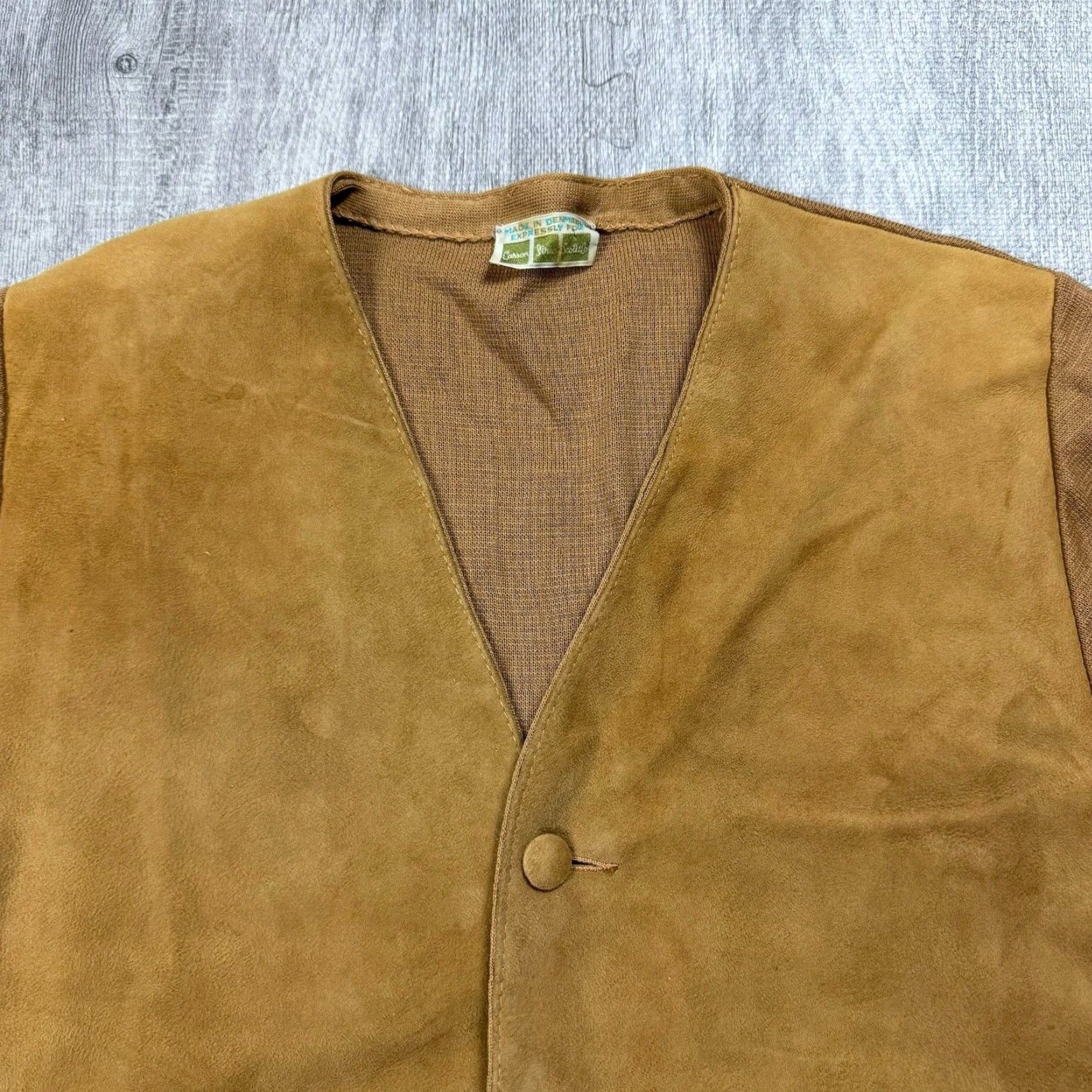 Vintage VINTAGE CARSON PINIE TAN SUEDE KNIT BUTTON UP CARDIGAN MENS SIZE L PREPPY ROCKABILLY Size US L / EU 52-54 / 3 - 2 Thumbnail