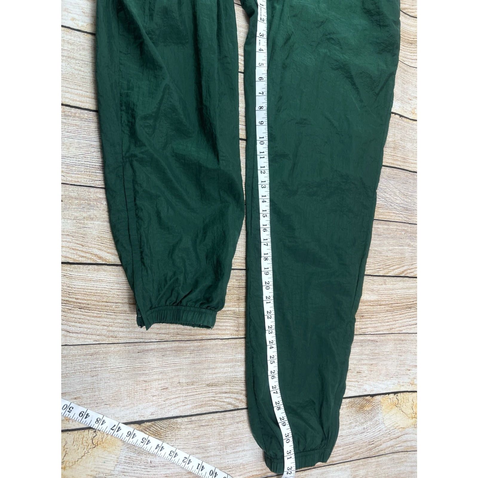 Reebok VINTAGE 90s Reebok Windbreaker Jogger Track Pants Green Size L Mens Size US 33 - 5 Thumbnail