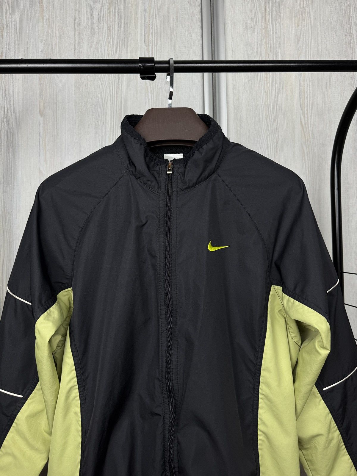 Vintage Nike vintage 90s track top black green light jacket Size US M / EU 48-50 / 2 - 3 Thumbnail
