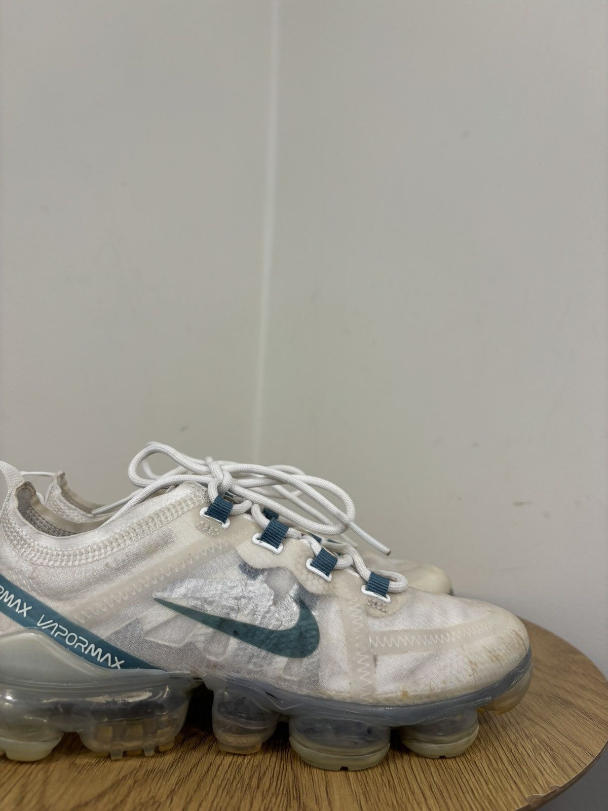 Nike Nike Air VaporMax Women’s 2019 White Mineral Teal Sneakers Size US 5.5 / IT 35.5 - 4 Thumbnail