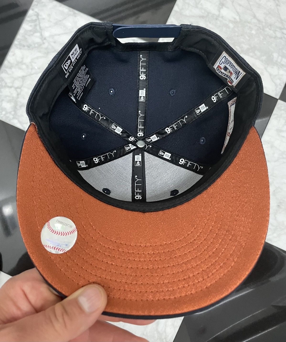 New Era 🔥 Angels adjustable hat Size ONE SIZE - 6 Thumbnail