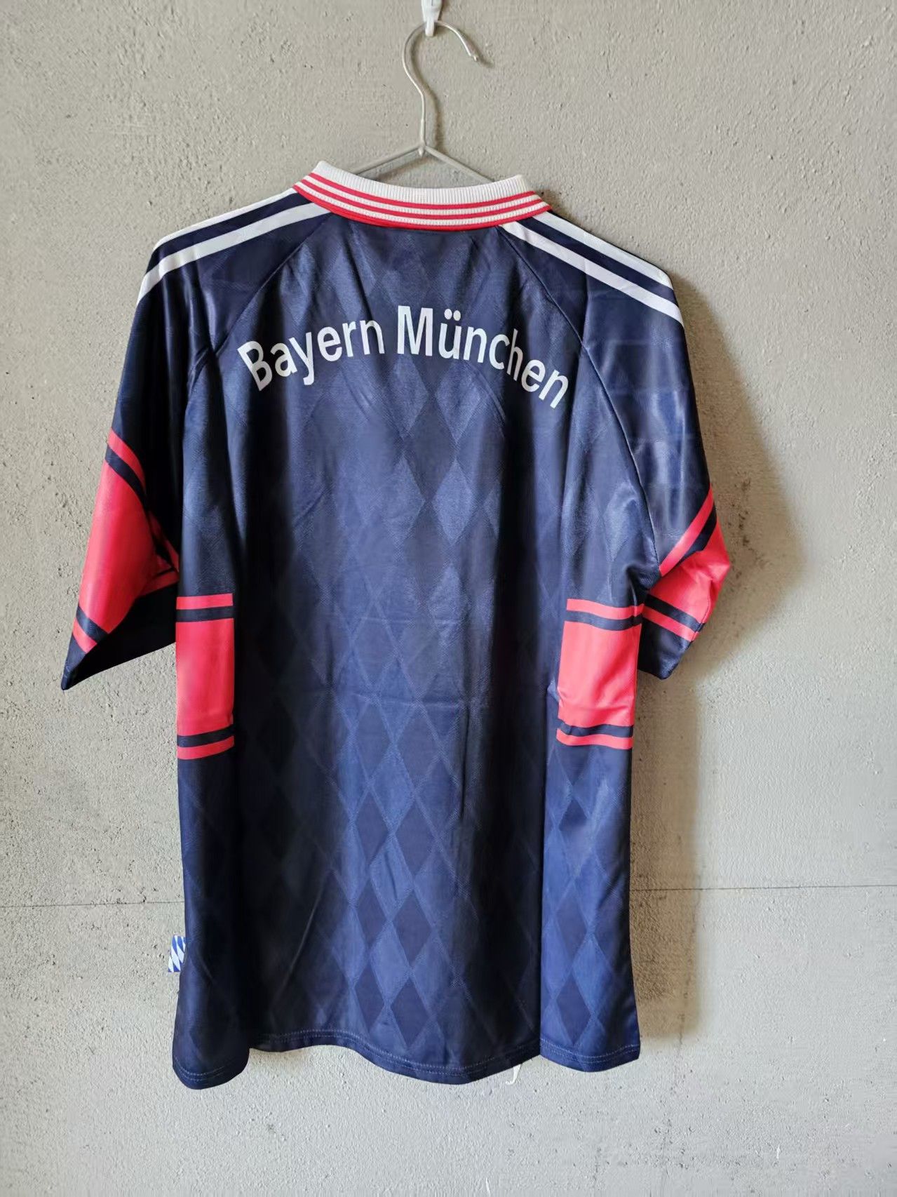 Other 1997 1998 Bayern Munich Jersey Size US L / EU 52-54 / 3 - 4 Thumbnail