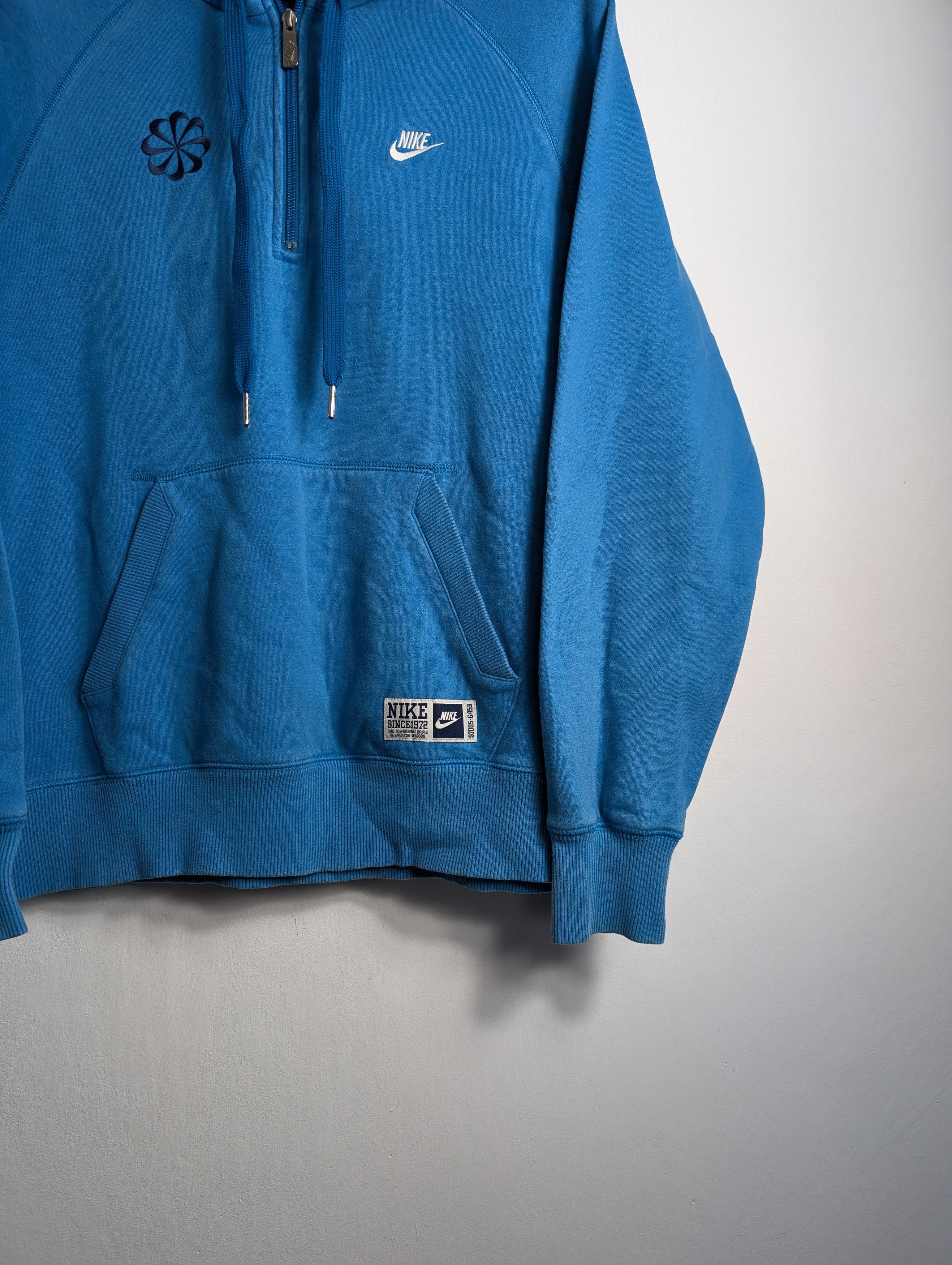 Nike × Vintage Vintage 00s Nike Embroidered Swoosh Hoodie Blue Size US XL / EU 56 / 4 - 3 Thumbnail