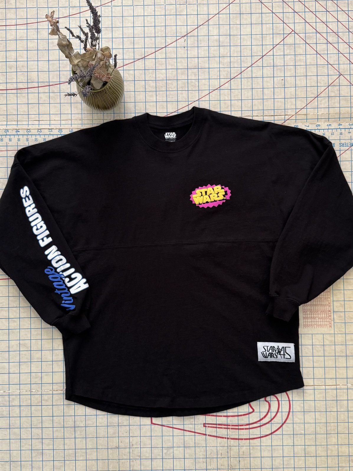 Disney × Star Wars Star Wars Spirit Jersey Long Sleeve Vintage Action Figures Size US M / EU 48-50 / 2 - 6 Thumbnail