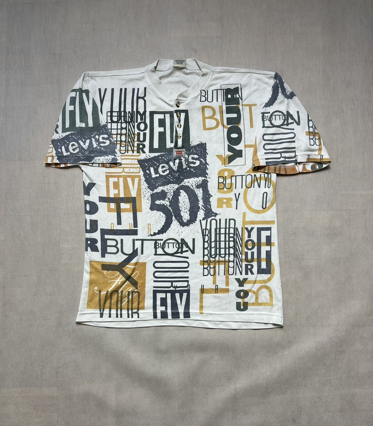 Levi's Tshirt Levi’s 501 vintage 90’s multi logo Size US L / EU 52-54 / 3 - 1 Thumbnail