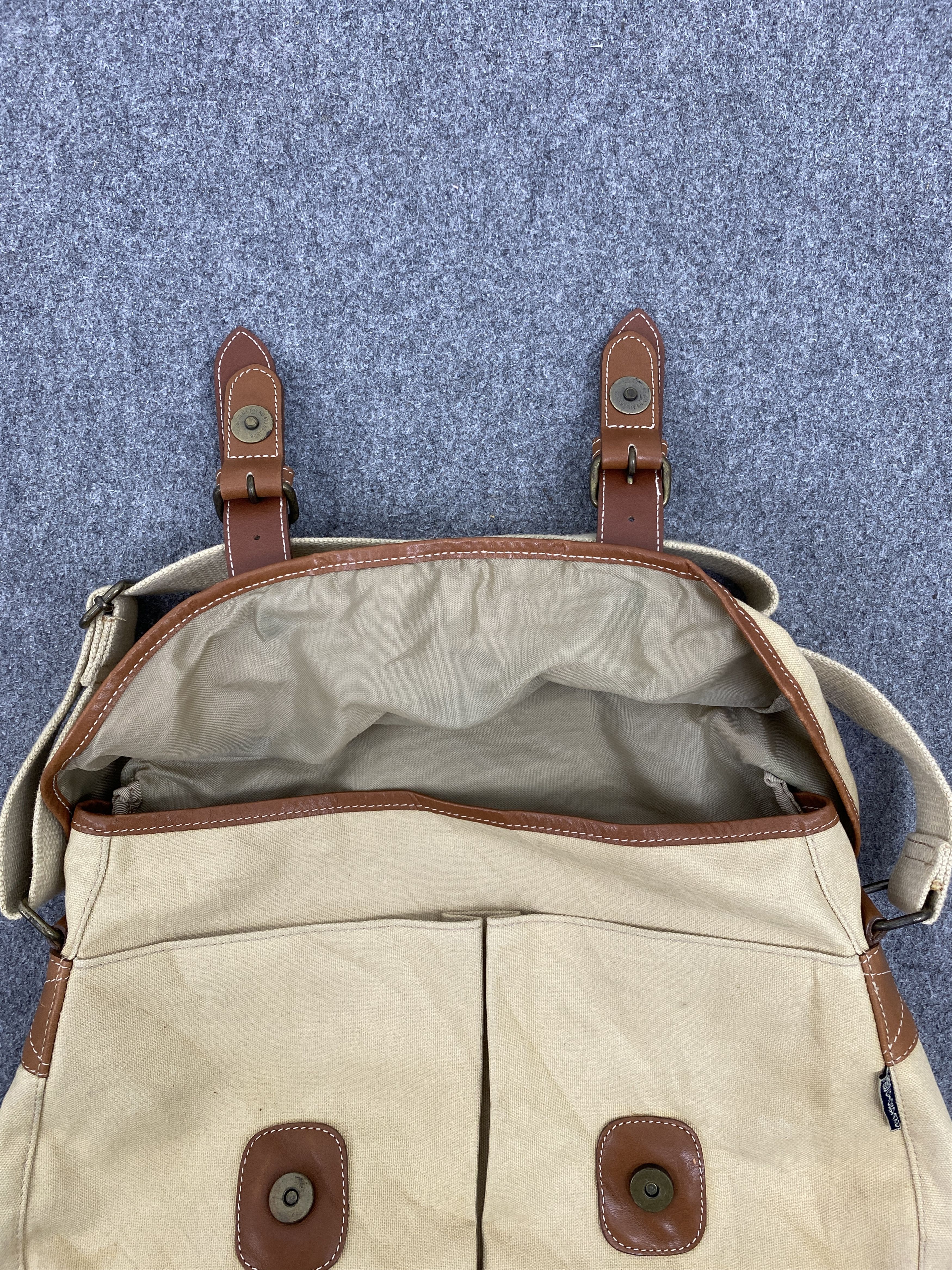 Giordano Vintage Giordano Canvas Leather Sling Bag BG0116 Size ONE SIZE - 8 Thumbnail