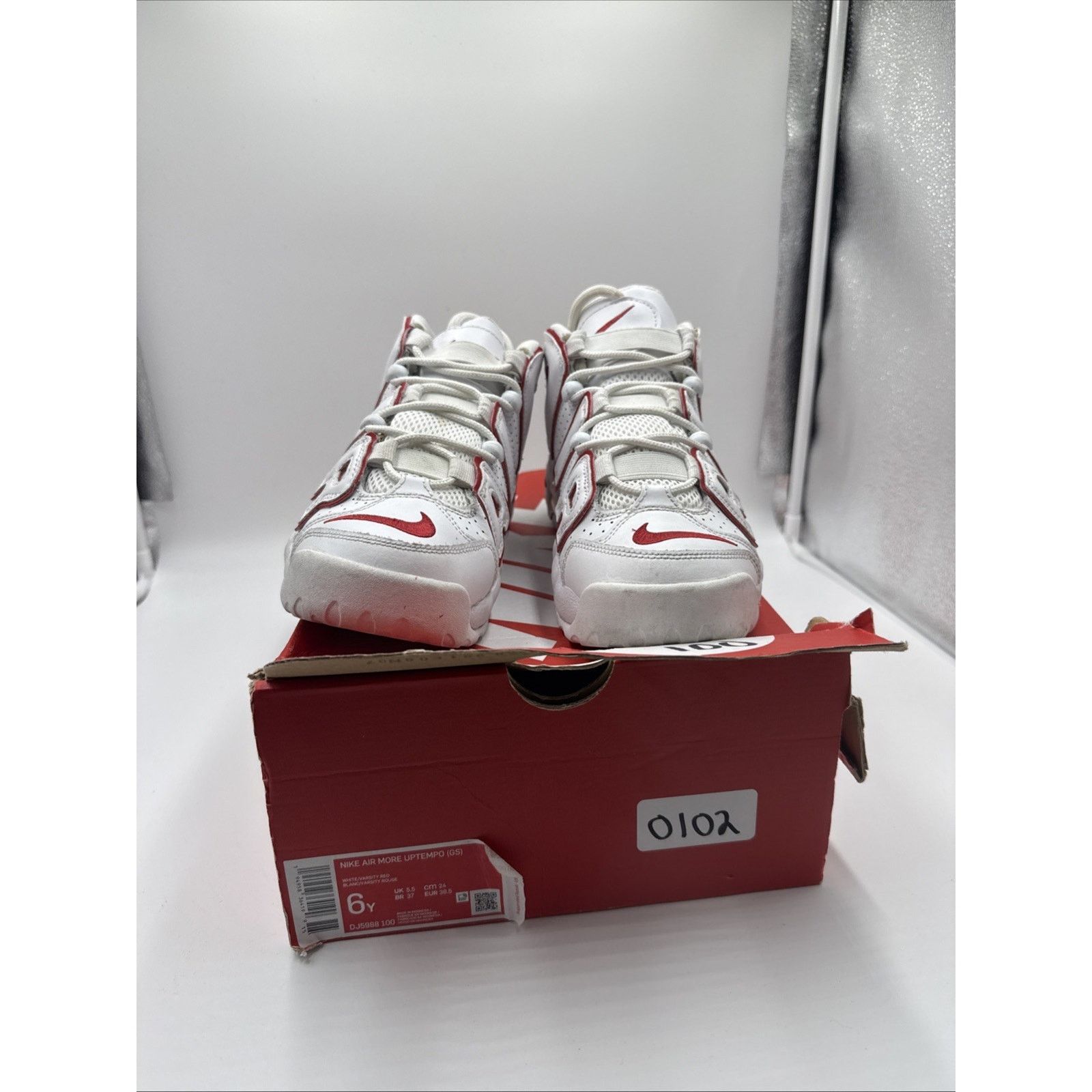 Size (GS) Nike Air More Uptempo Low White Varsity Red