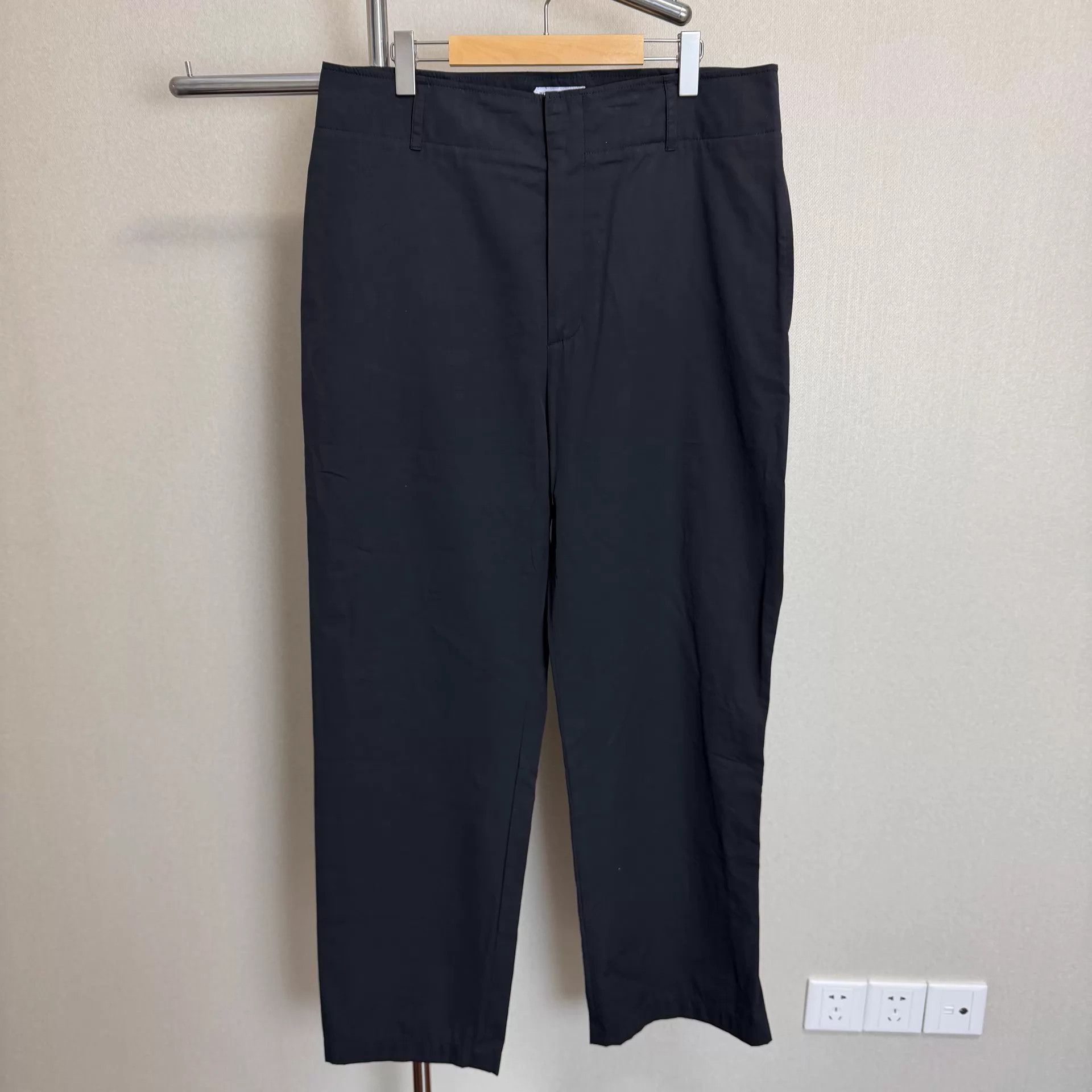 Bottega Veneta Bottega Veneta Men's Black Cargo Pants Button-Tie Detail Size US 36 / EU 52 - 1 Thumbnail