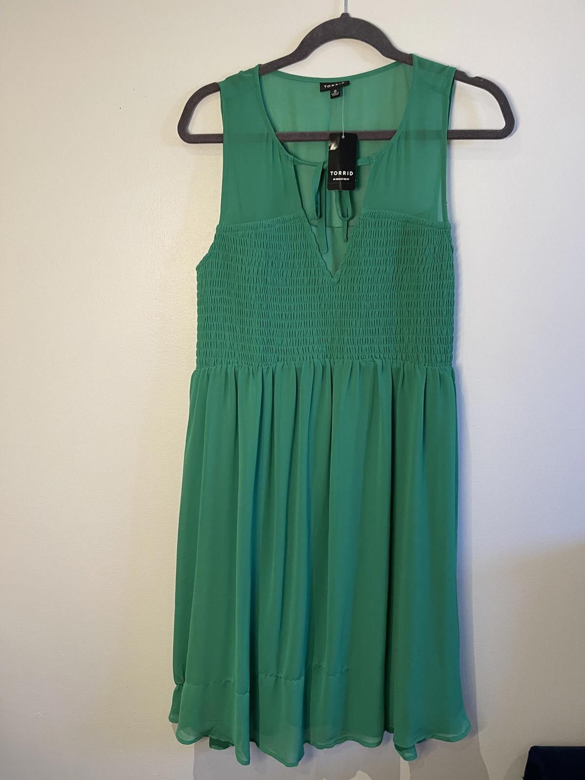 Torrid Torrid Green dress Size XS / US 0-2 / IT 36-38 - 1 Thumbnail