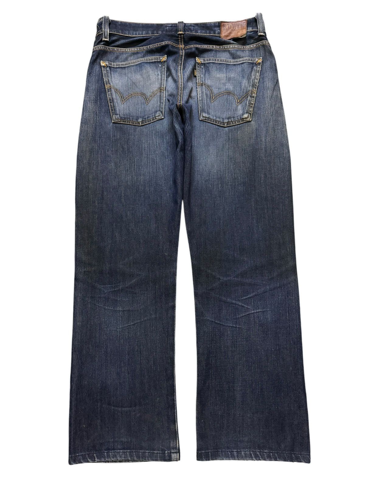 Edwin Vintage 90s Japan Edwin Blue Faded Wash Relaxed Loose Jeans Size US 32 / EU 48 - 2 Thumbnail