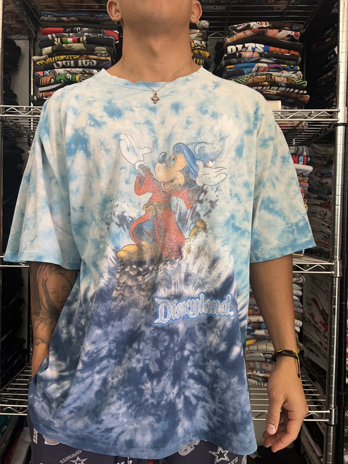Disney 90s Mickey Mouse Wizard Magic Tie Dye Disneyland Tee Size US XXL / EU 58 / 5 - 2 Thumbnail