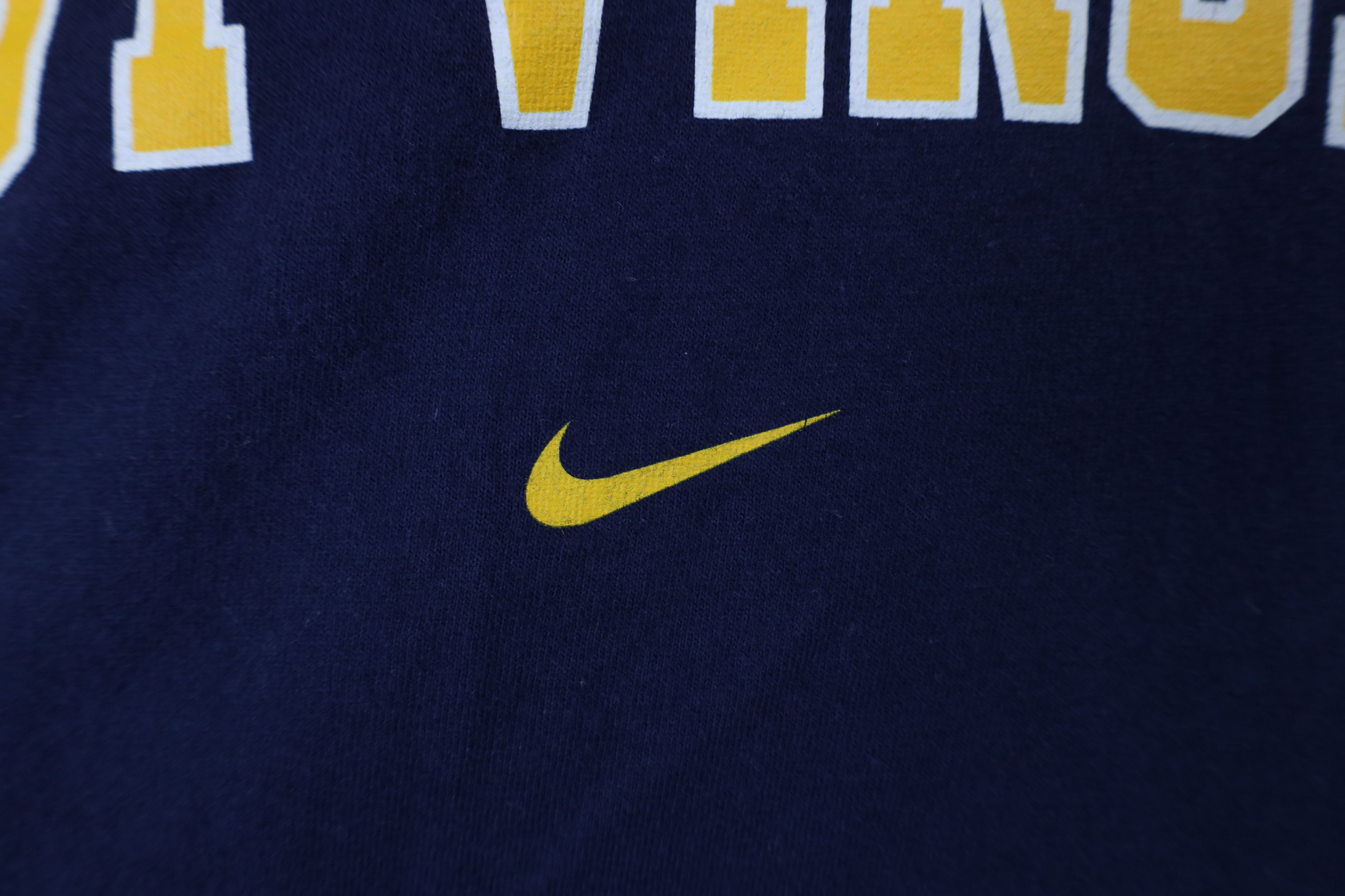 Nike × Vintage Vintage Nike Center Swoosh West Virginia University T-Shirt Size US XL / EU 56 / 4 - 5 Thumbnail
