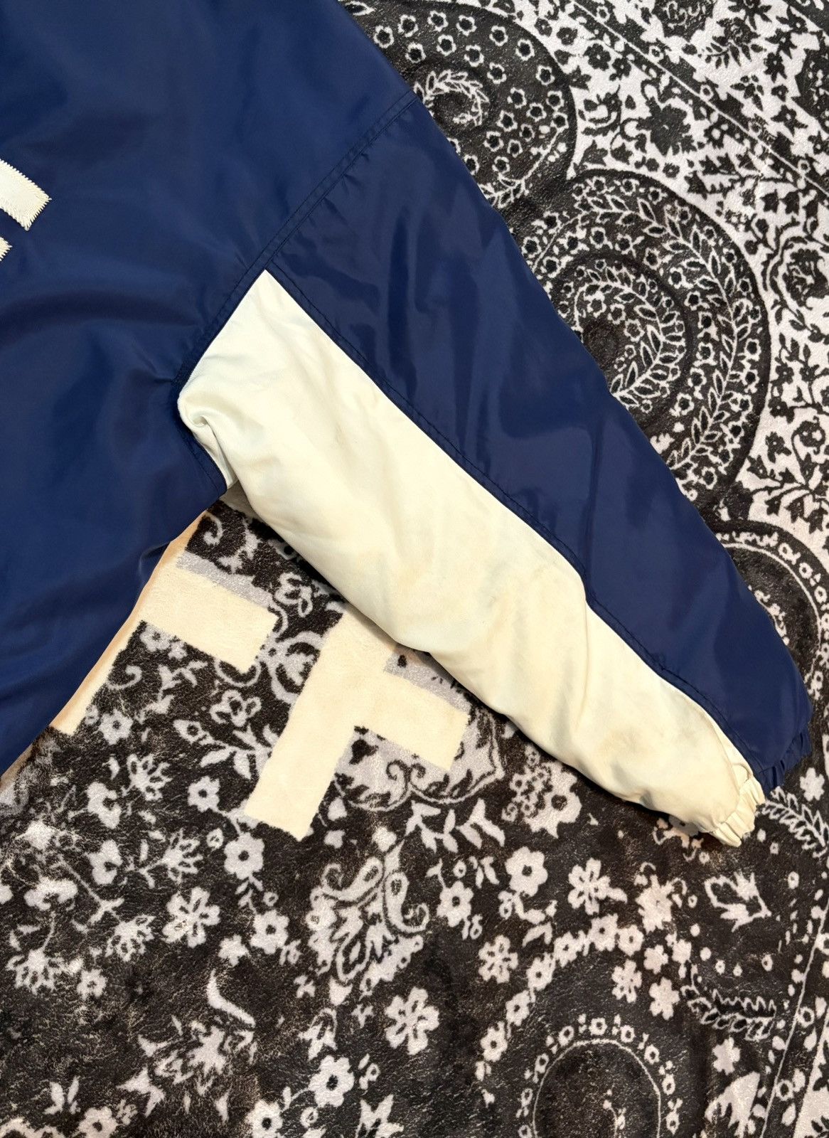 Nike 90s Nike Rain Coat (Navy Blue) Size US L / EU 52-54 / 3 - 7 Thumbnail