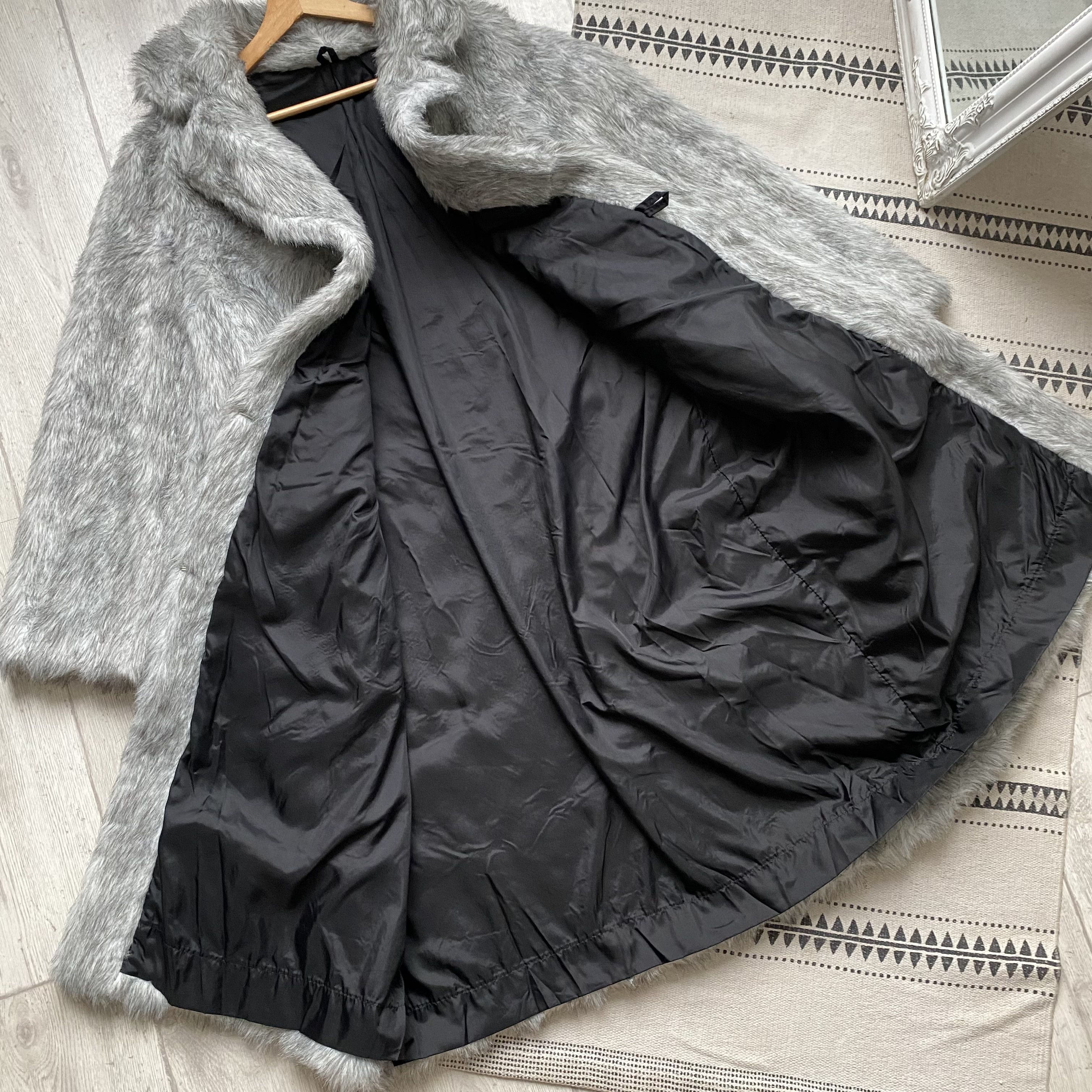 If Six Was Nine Y2K Japanese Vintage 90s Faux Fur Coat Maxi opium Size US L / EU 52-54 / 3 - 12 Thumbnail