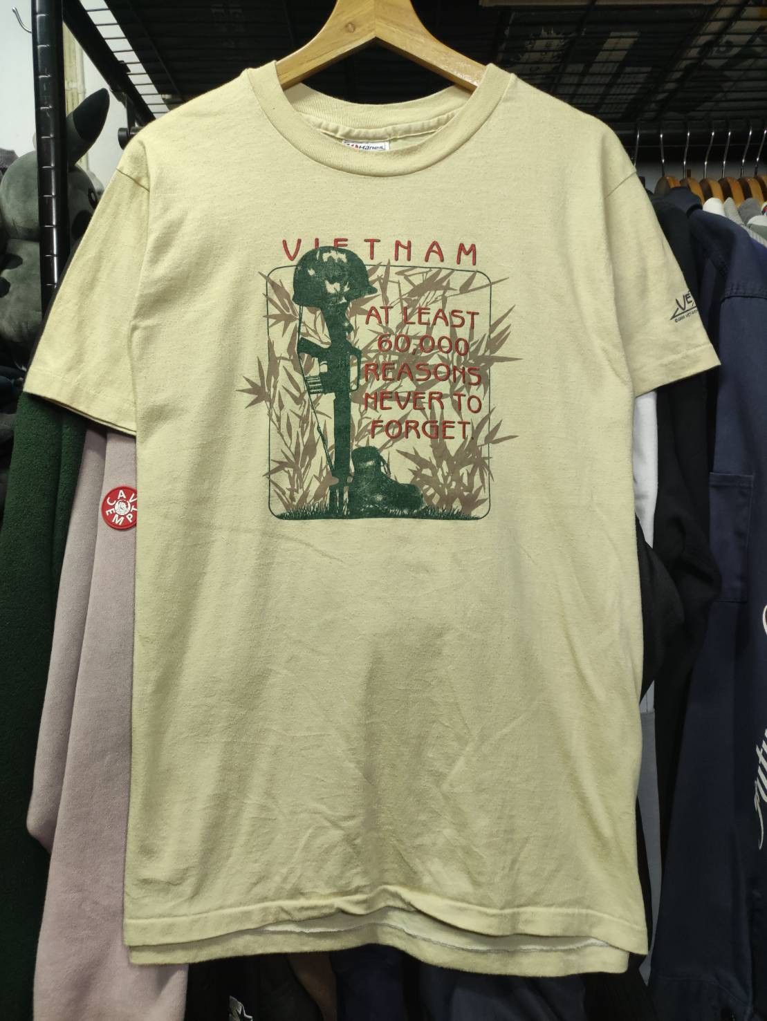 Vintage Vtg 80's Vietnam War Never Forget USA 50/50 T-Shirt Size US L / EU 52-54 / 3 - 2 Thumbnail