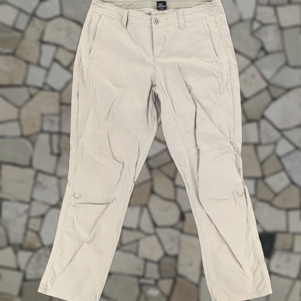 Vintage Kuhl Stretch Legendary Cotton Blend Twill Hiking Pants Tan Women's 12 Size 34" / US 12 / IT 48 - 1 Thumbnail