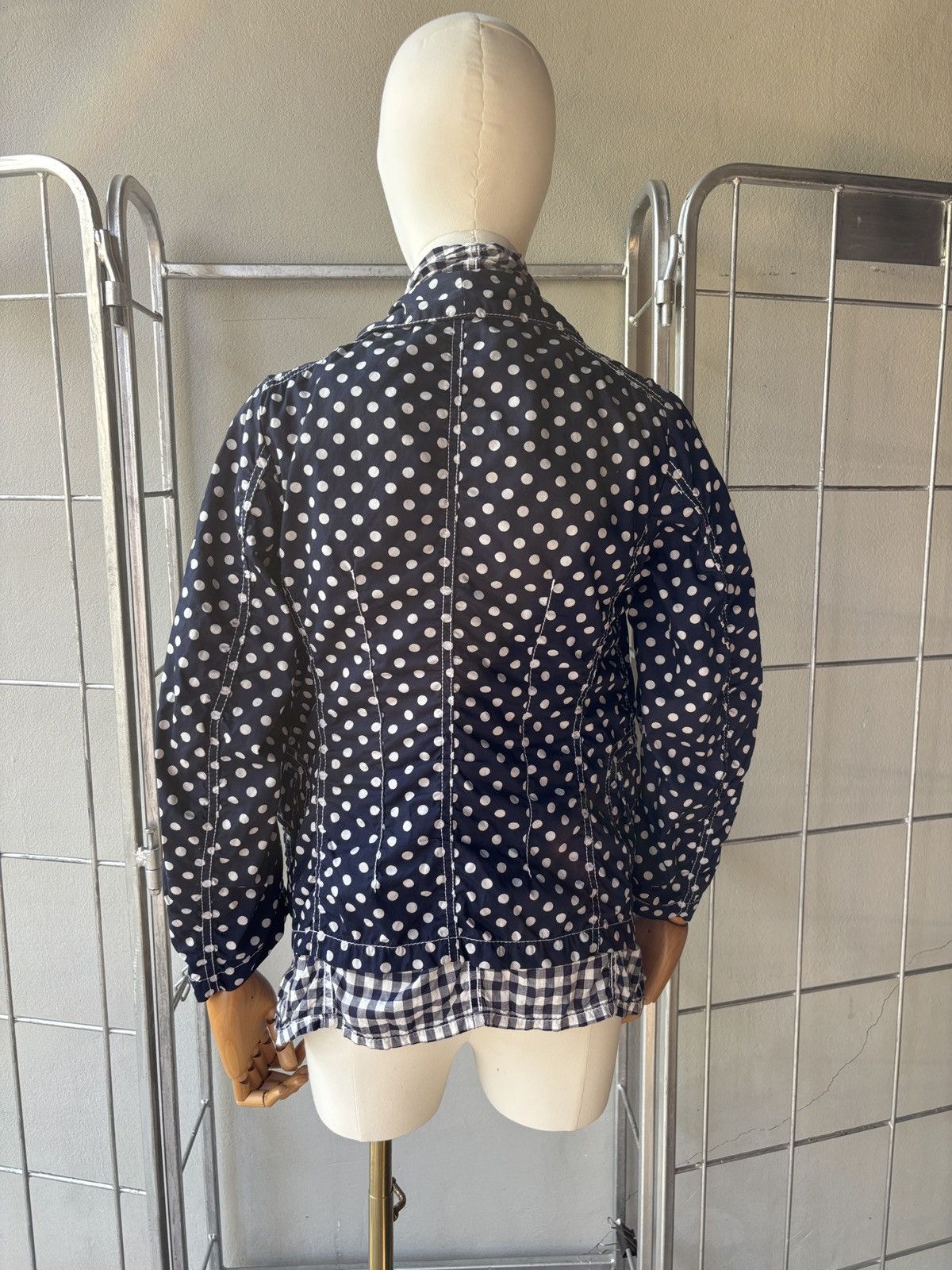 10 Corso Como × Comme des Garcons COMME des GARCONS X 10 Corso Como jacket runway 2021. Size S / US 4 / IT 40 - 25 Thumbnail