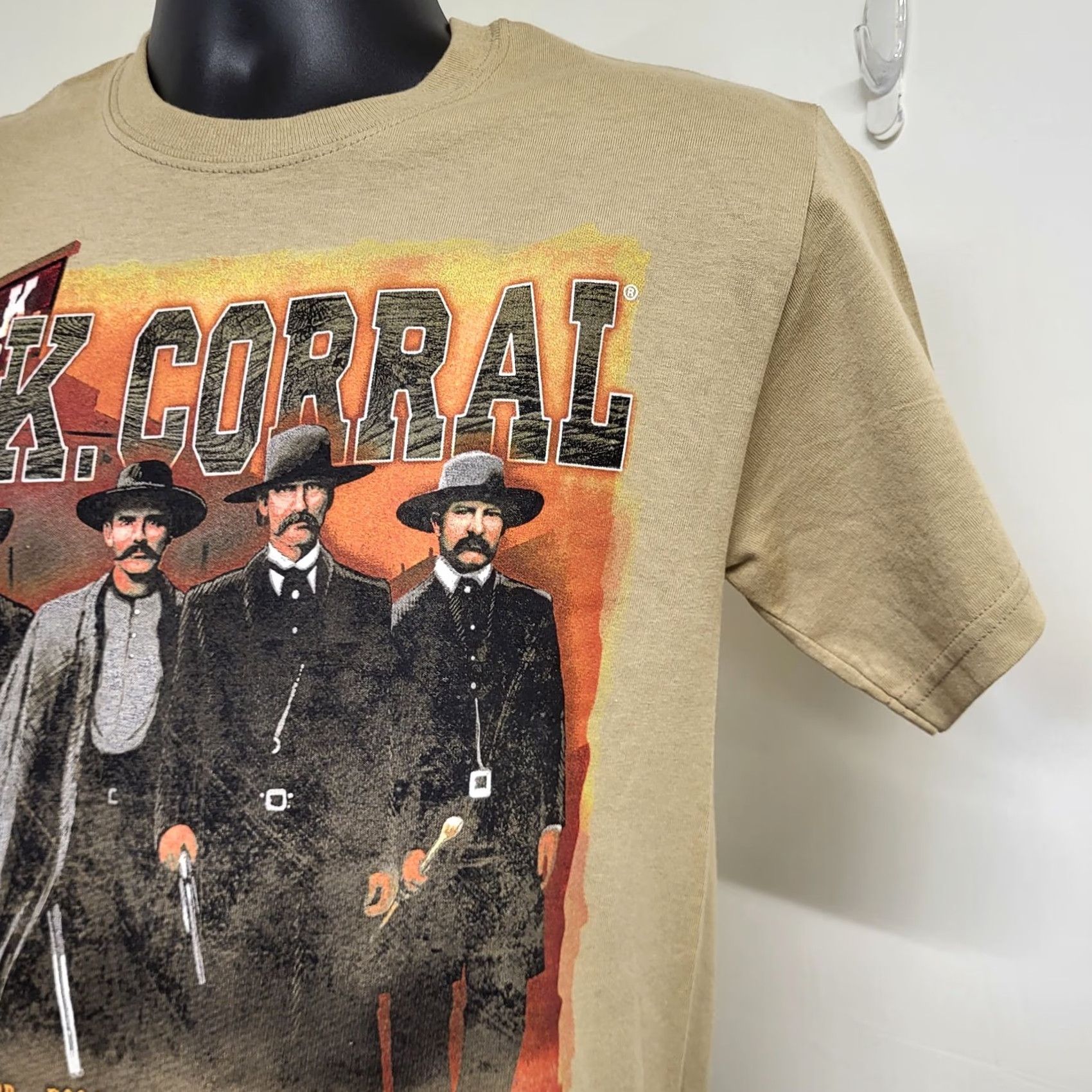 Gildan VINTAGE Gildan Tombstone Tshirt Mens Size Small Tan Movie Poster Cowboy Legend Shirt Size US S / EU 44-46 / 1 - 2 Thumbnail