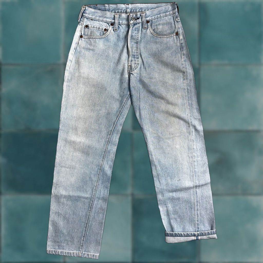 Levi's VINTAGE Levi's 501 Jeans Men 29x30 Light Wash 80s USA Distressed Straight Fit Size US 29 - 1 Thumbnail