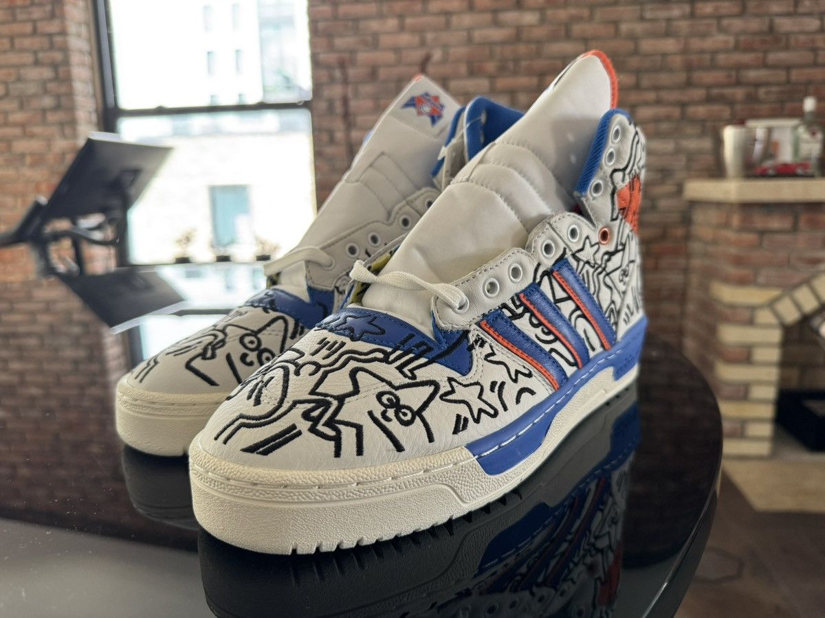 Adidas Adidas x Keith Haring Rivalry High Top Size US 9.5 / EU 42-43 - 2 Thumbnail