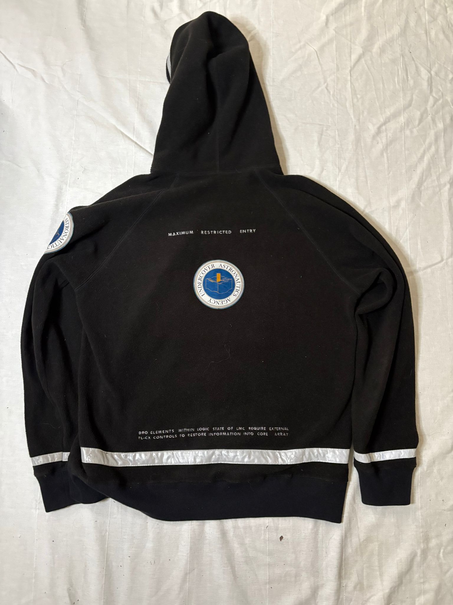 Undercover Undercover F/W18 A Space Odyssey Hoodie Size US M / EU 48-50 / 2 - 2 Thumbnail