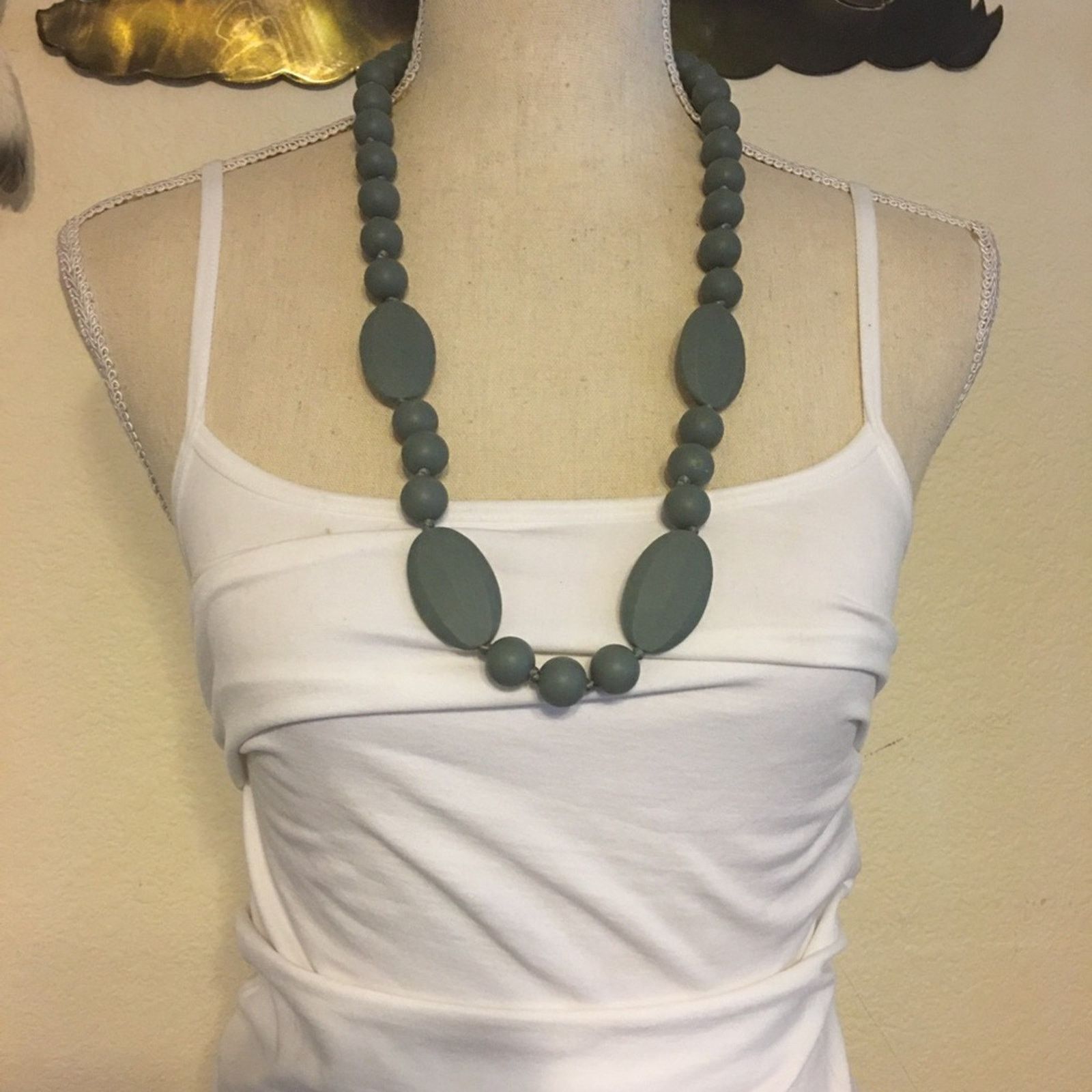 Jewelry Vintage large gray knotted rubber bead necklace Size ONE SIZE - 4 Thumbnail