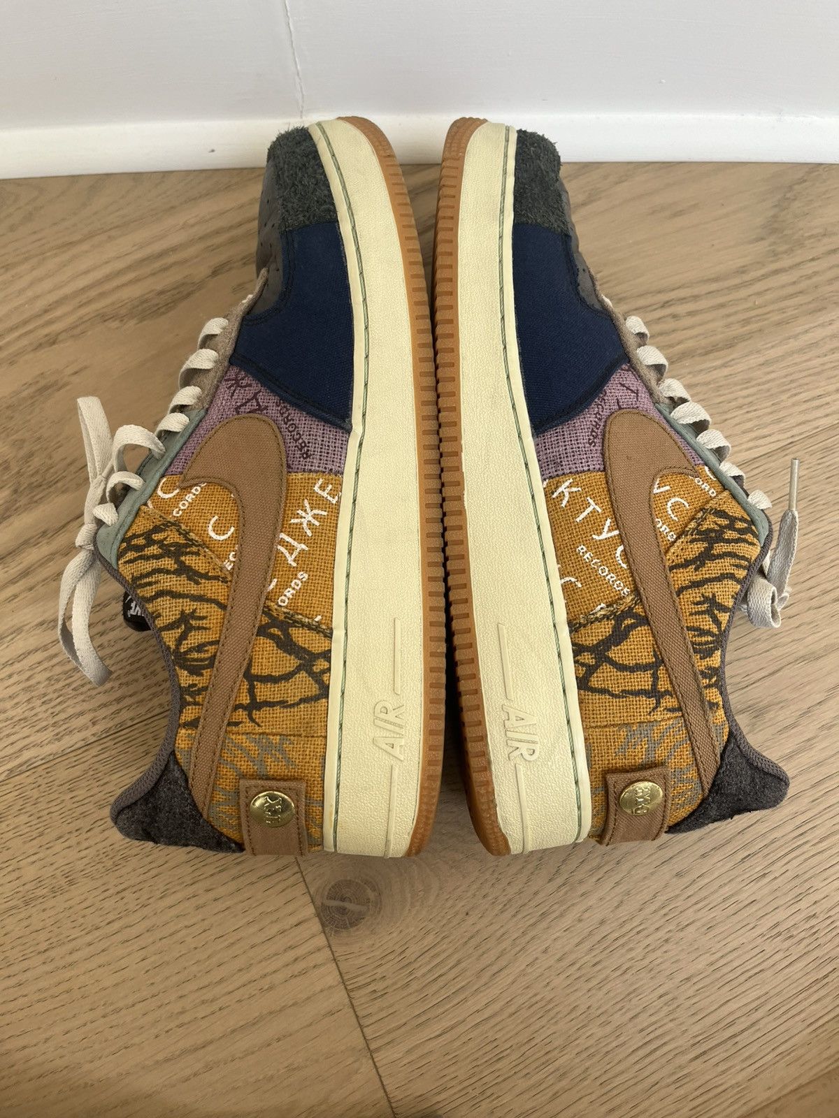 Nike Nike AF1 Travis Scott Size US 12 / EU 45 - 4 Thumbnail