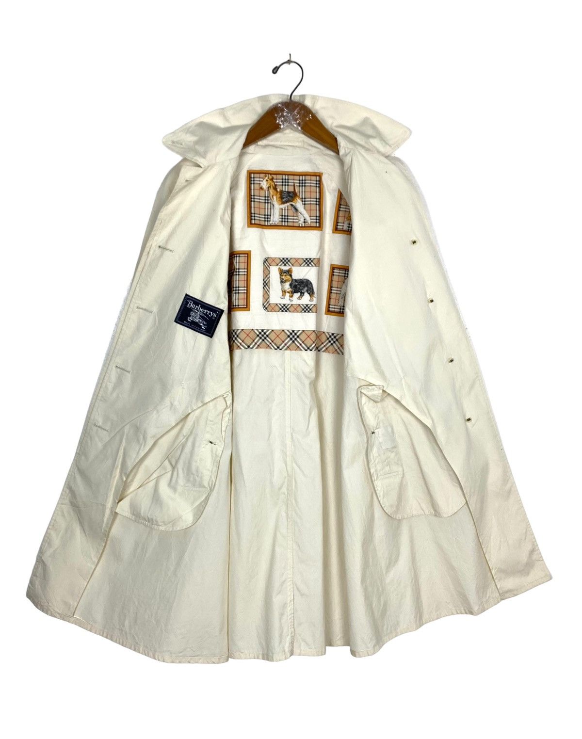 Burberry Rare‼️ Vtg Burberry’s Trench Coat Novacheck Inside England Size M / US 6-8 / IT 42-44 - 1 Thumbnail