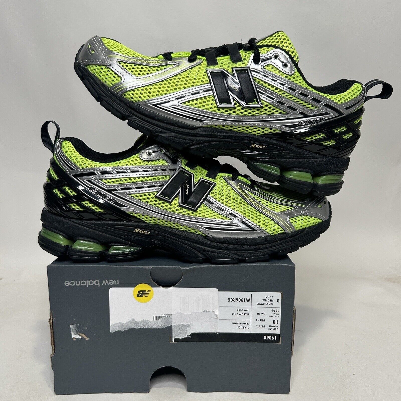 New Balance New Balance 1906R “Volt Black/Neon Green” 2024 Size US 10 / EU 43 - 1 Thumbnail