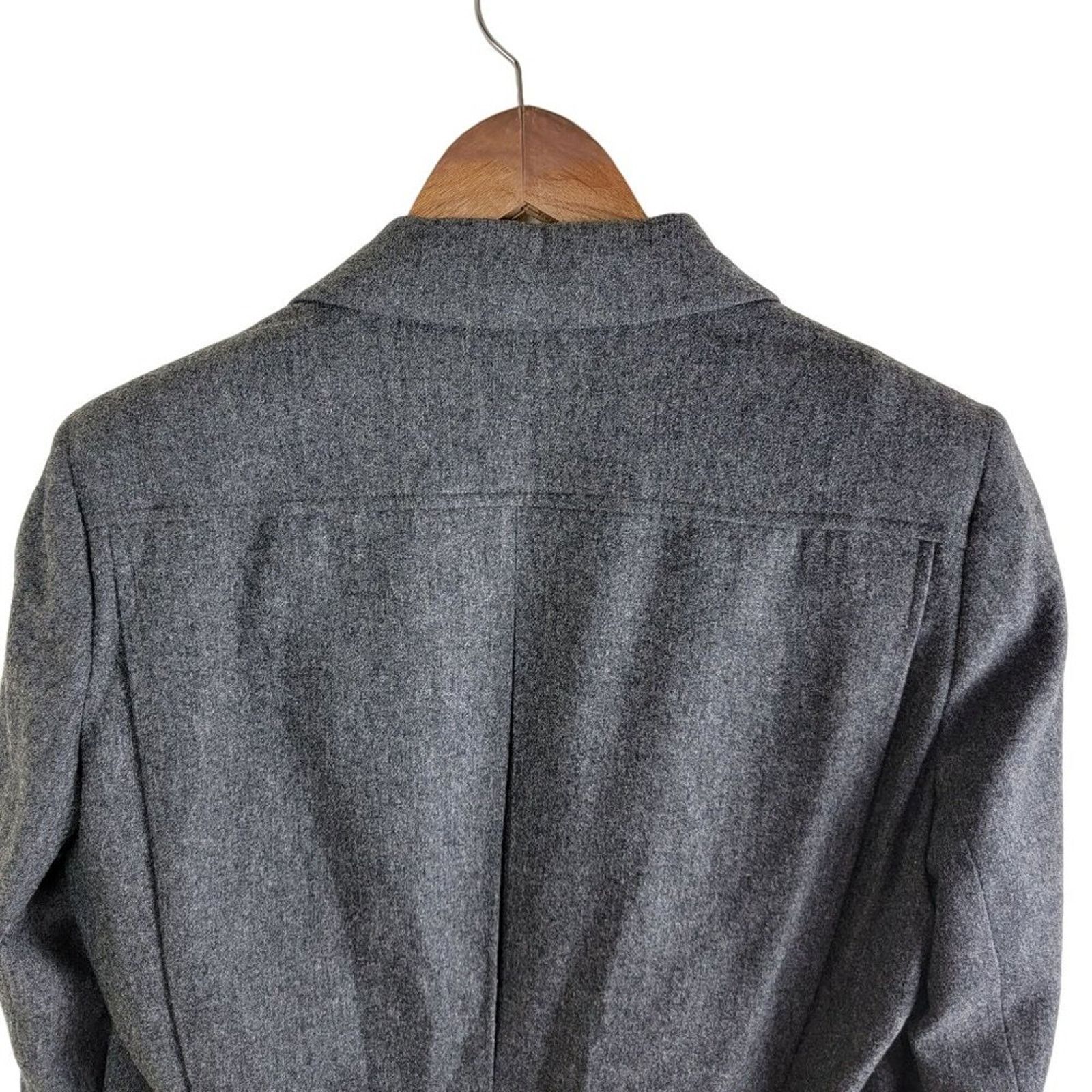 Jones New York Vintage Jones New York Womens Wool Tweed Blazer size 10 Grey Size L / US 10 / IT 46 - 5 Thumbnail