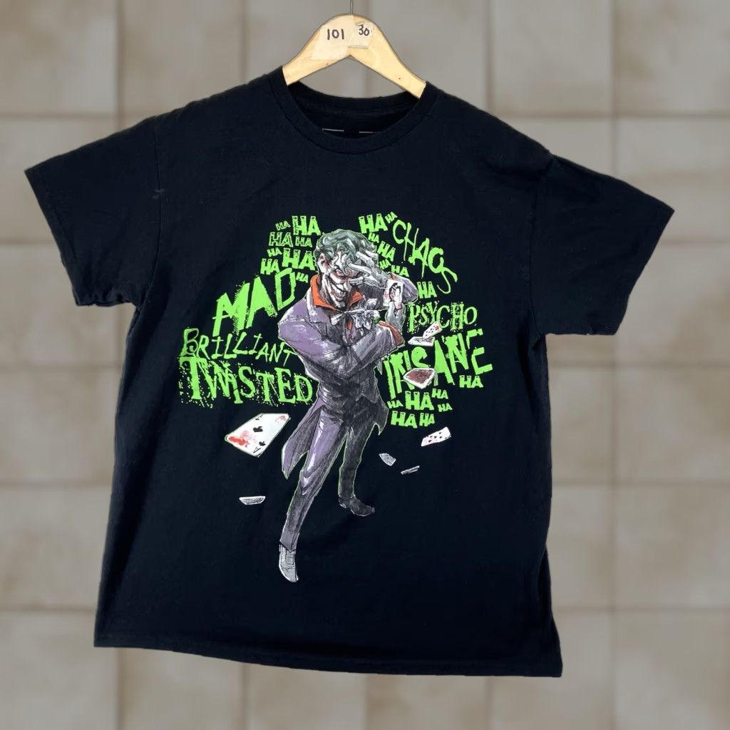 Twisted X DC Men T-Shirt Twisted Joker Batman Graphic Print Black Size M Crew Neck Short Sleeve Cotton Knit Logo Regular 2020s DC Universe Mens Size US M / EU 48-50 / 2 - 1 Thumbnail