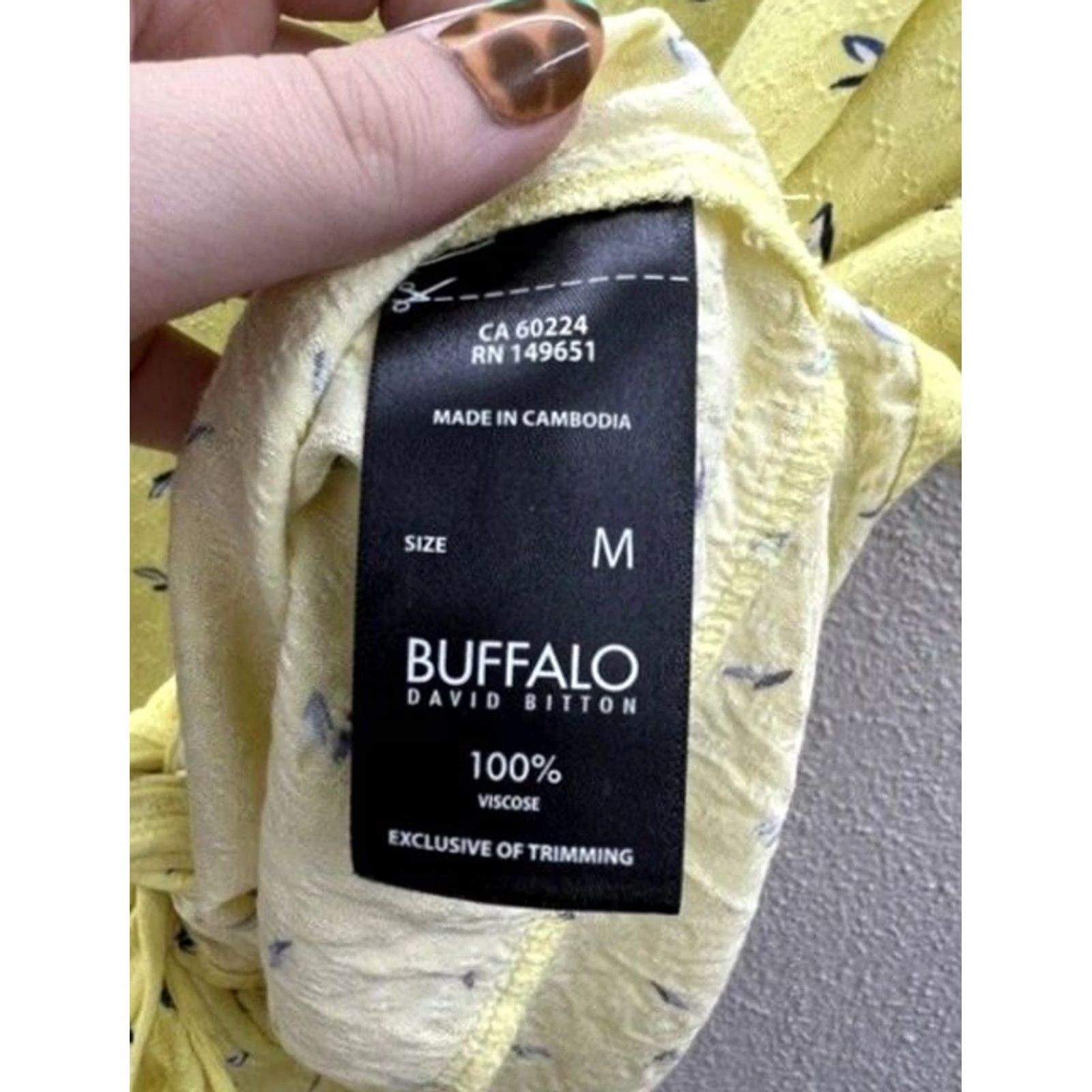 Buffalo David Bitton Womens Buffalo David Bitton Shirt Medium Yellow Floral Short Sleeve Blouse Tie Front Regular Fit Womens Size M / US 6-8 / IT 42-44 - 4 Thumbnail