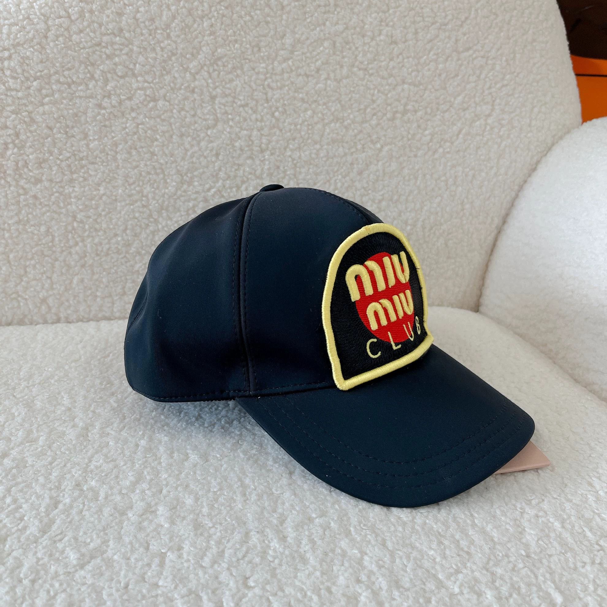 Miu Miu MIUMIU Black Logo Embroidered Baseball Cap Size ONE SIZE - 2 Thumbnail