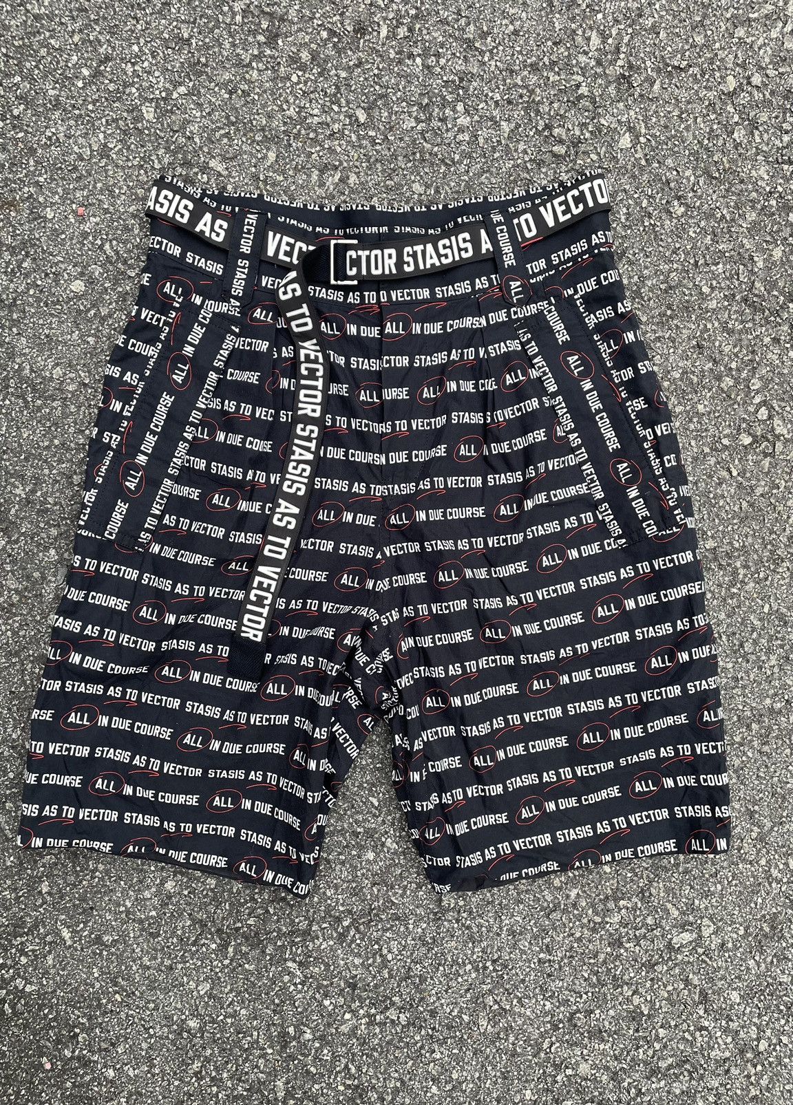Sacai Sacai | S/S 2018 Sacai Lawrence Weiner shorts Size US 32 / EU 48 - 1 Thumbnail