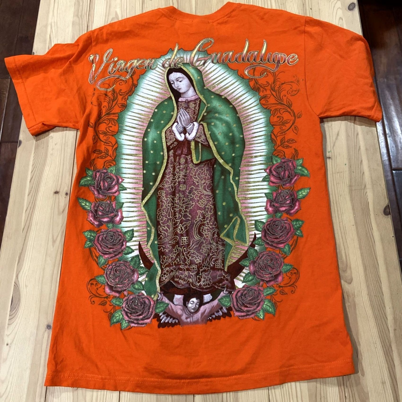 Vintage VIRGEN DE GUADALUPE T-SHIRT M Orange Glitter Graphic Print Shirt Mens M Guadalupe Virgen 90s (adjust if needed) Size US M / EU 48-50 / 2 - 7 Thumbnail