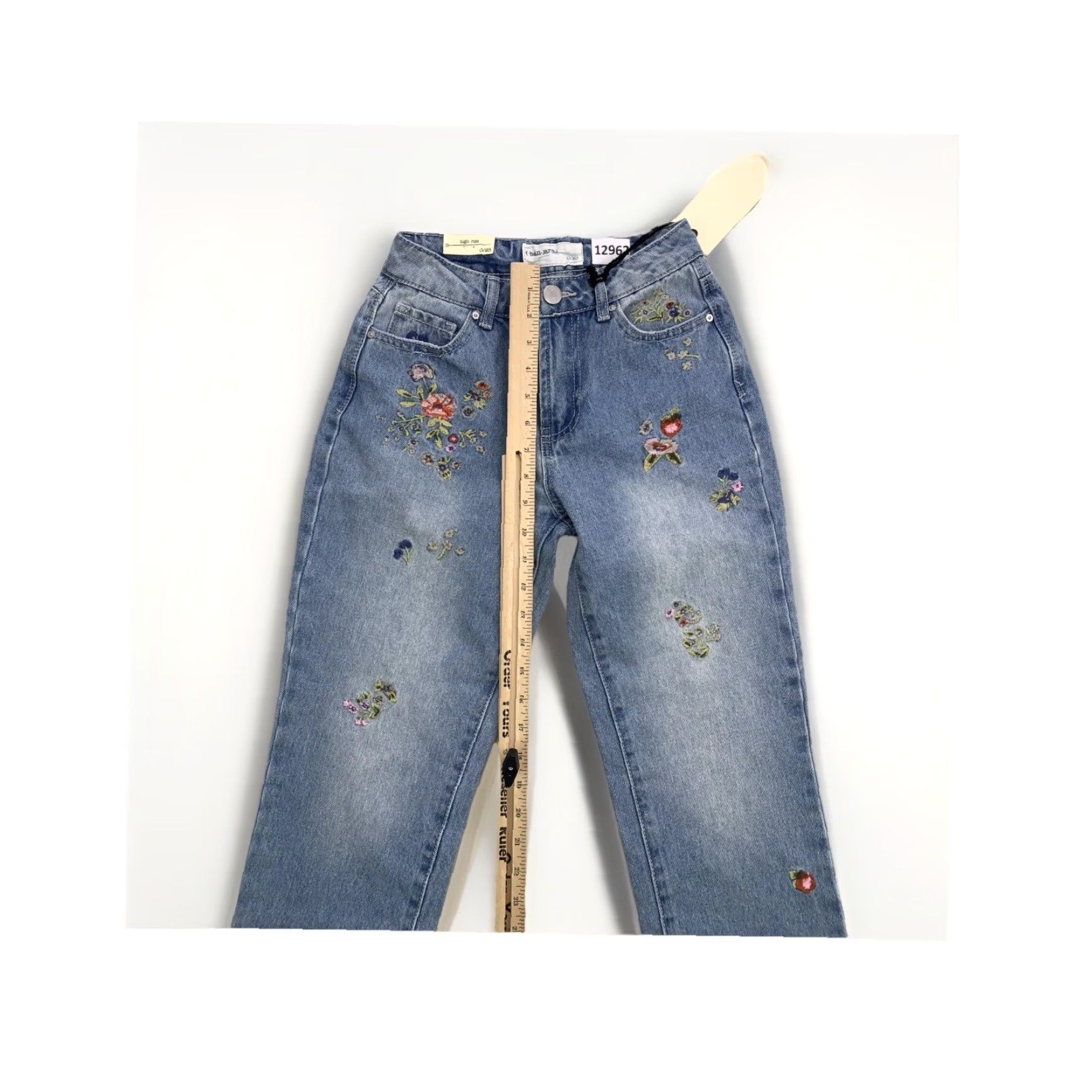 Vintage Banjara High Rise Embroidered Floral Distressed Denim Cropped Jeans NWT 0/23 Size 25" / US 0 / IT 36 - 6 Thumbnail