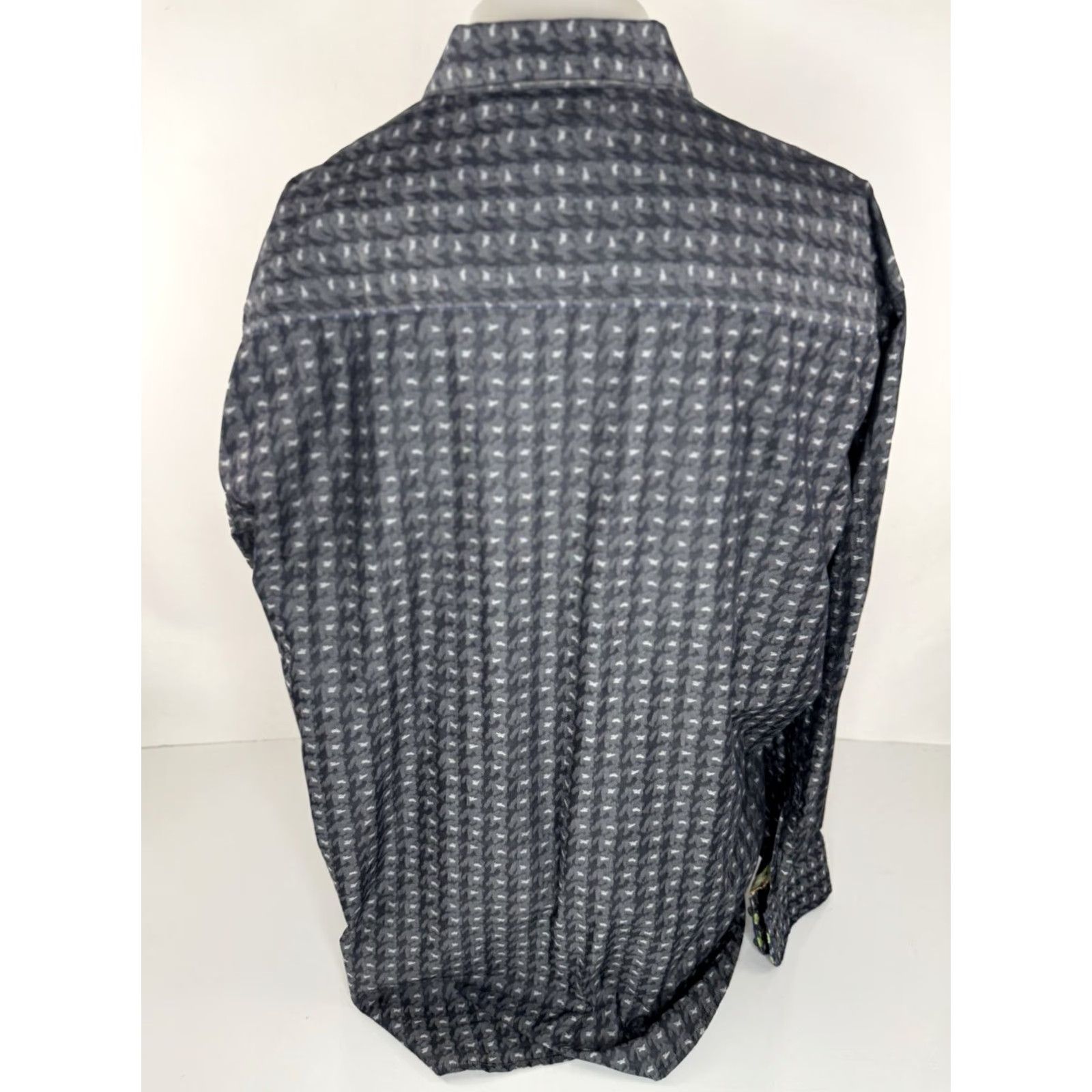 Robert Graham Robert Graham Limited Edition 3XL Embroidered Front Shirt Men Button-Up Long Sleeve Gray / Blue / Green / White 90s or 00s? JG - 435/610 Size US XXL / EU 58 / 5 - 5 Thumbnail