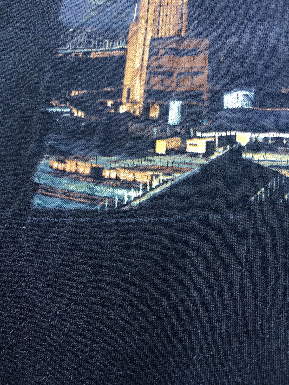 Band Tees Rare Vintage Pink Floyd Animals Album Tshirt Size US L / EU 52-54 / 3 - 13 Thumbnail