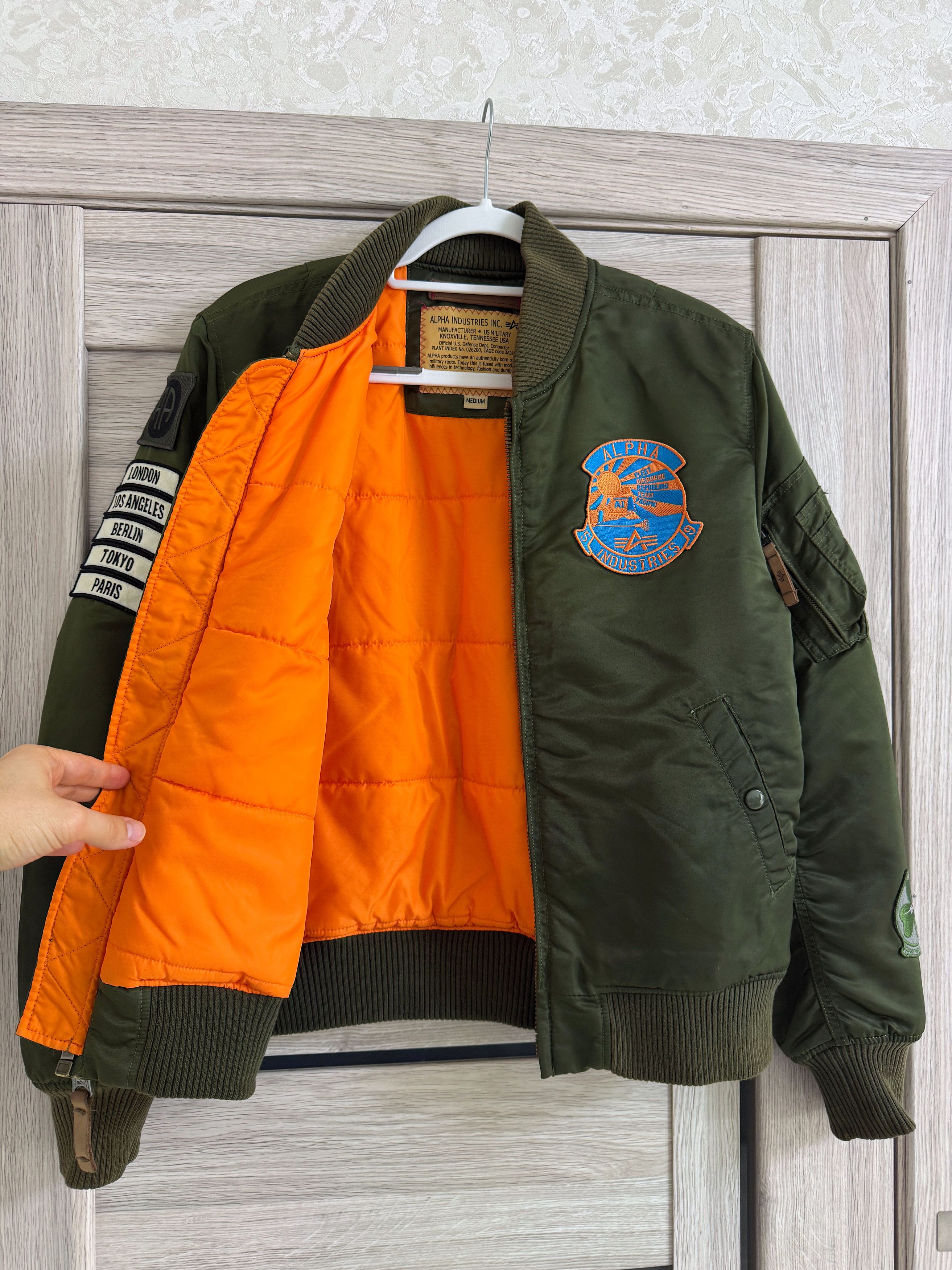 Alpha Industries Alpha Industries MA-1 TT Flying Bomber Jacket Size US M / EU 48-50 / 2 - 10 Thumbnail