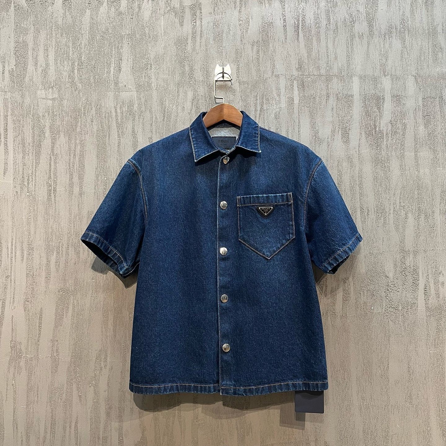 Prada Prada Denim Snap Button Shirt Size XS Size US XS / EU 42 / 0 - 1 Thumbnail