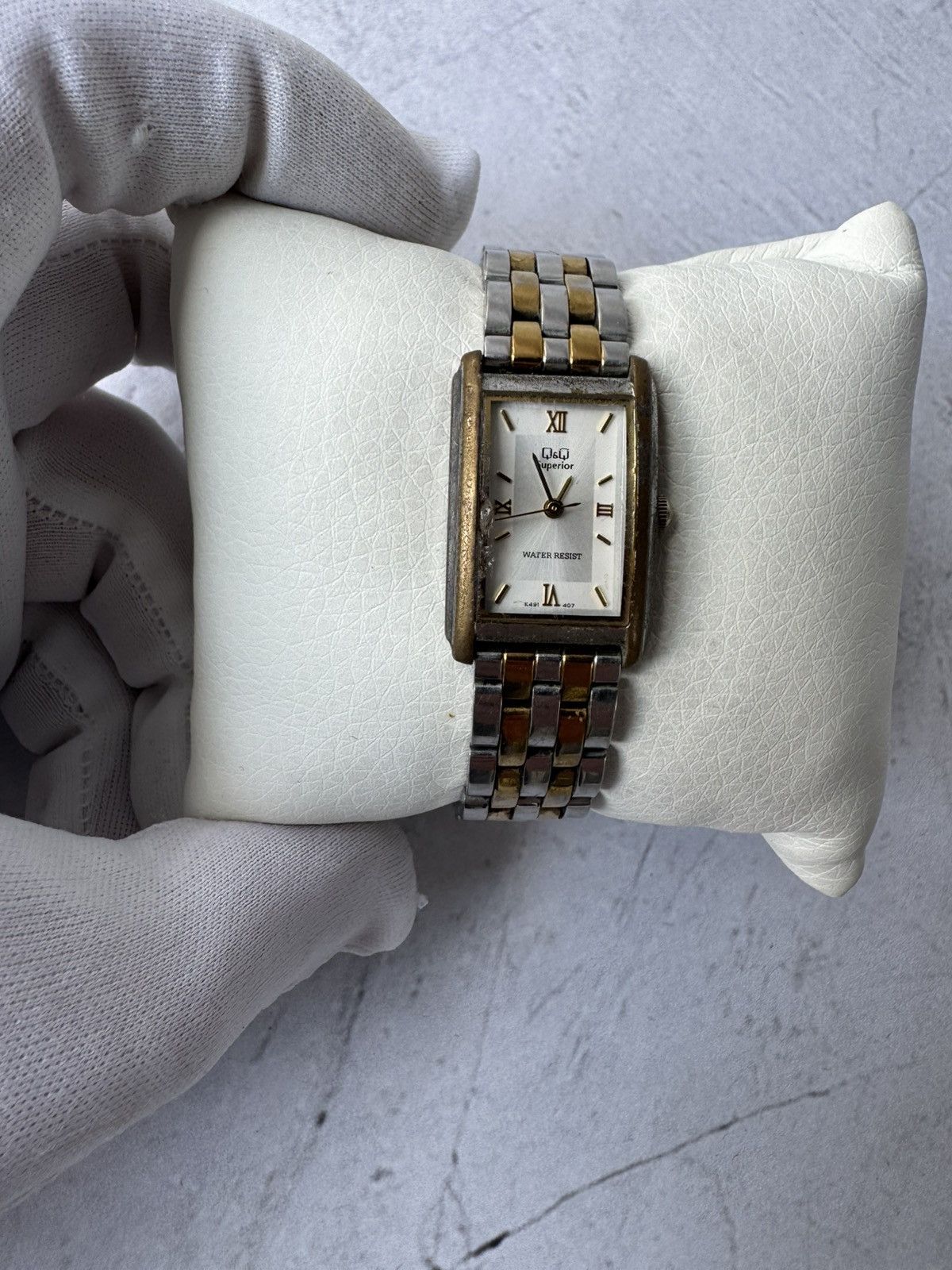 Vintage Q&Q Japanese Style Watch Size ONE SIZE - 1 Thumbnail