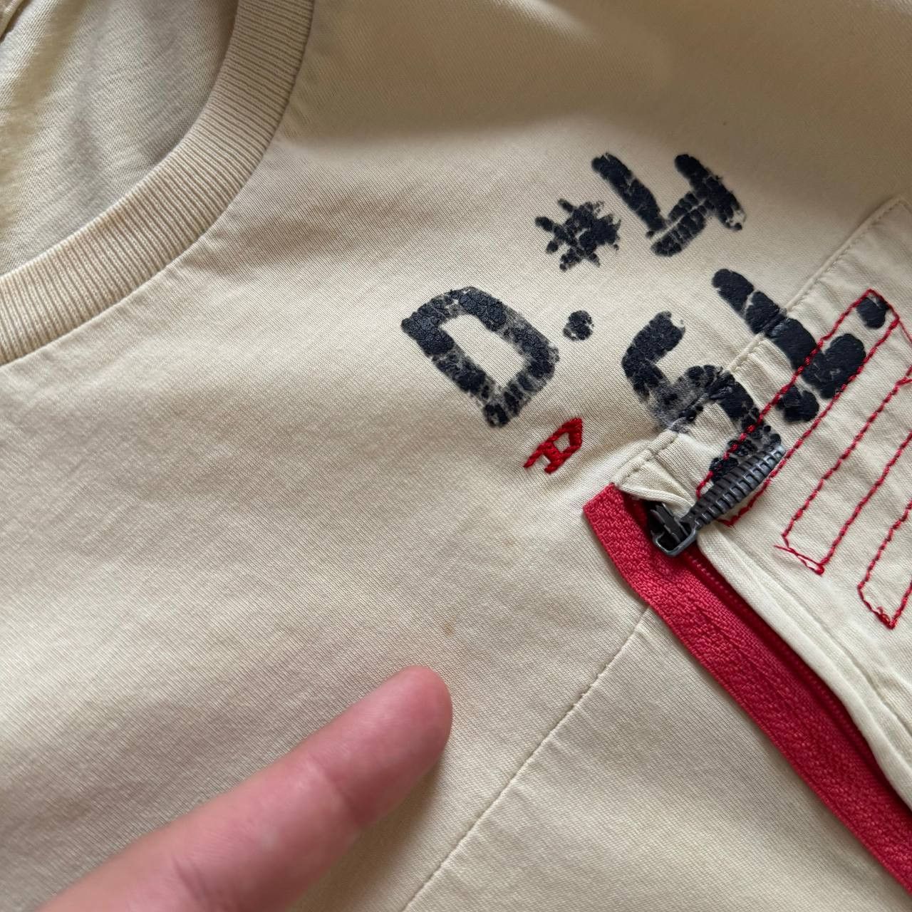 Diesel × Vintage Y2K Diesel Vintage Unisex T-Shirt Size US L / EU 52-54 / 3 - 8 Thumbnail
