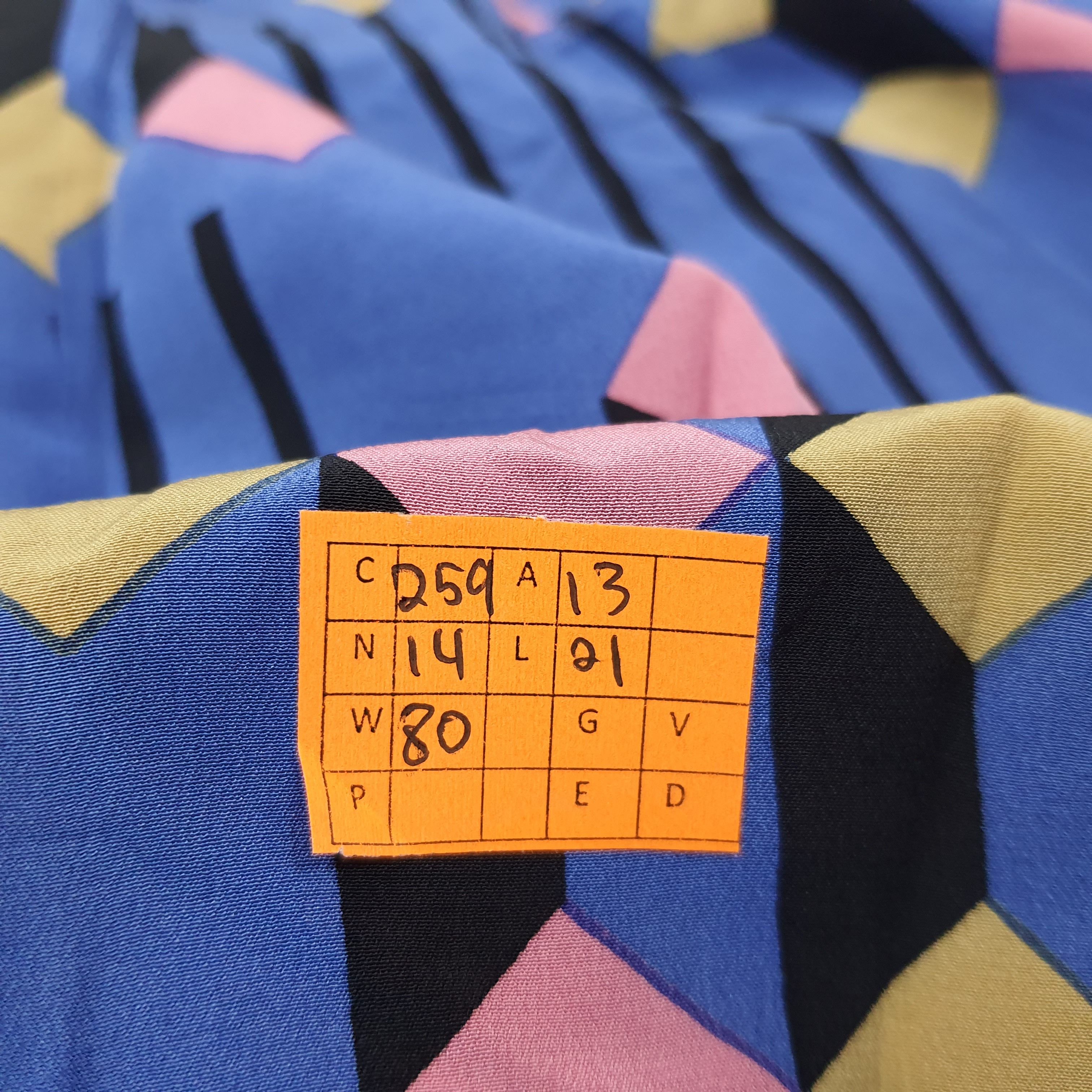 Marni Vintage Marni Printed Camisole Blouse Designer Brand C259N14 Size XXS / US 00 / IT 34 - 10 Thumbnail