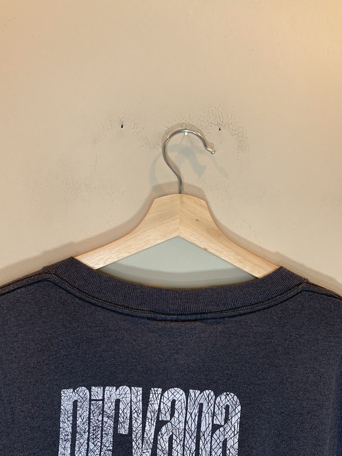 Nirvana RARE* Vintage 1991 Nirvana Nevermind Album Kurt Cobain Shirt Size US XL / EU 56 / 4 - 8 Thumbnail