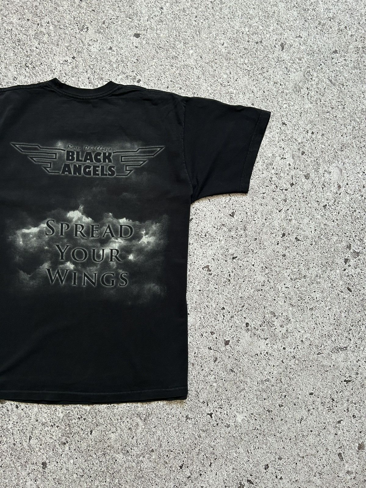 Band Tees × Vintage 2009 Ron Phillips Black Angles Spread Your Wings T-Shirt Size US L / EU 52-54 / 3 - 6 Thumbnail