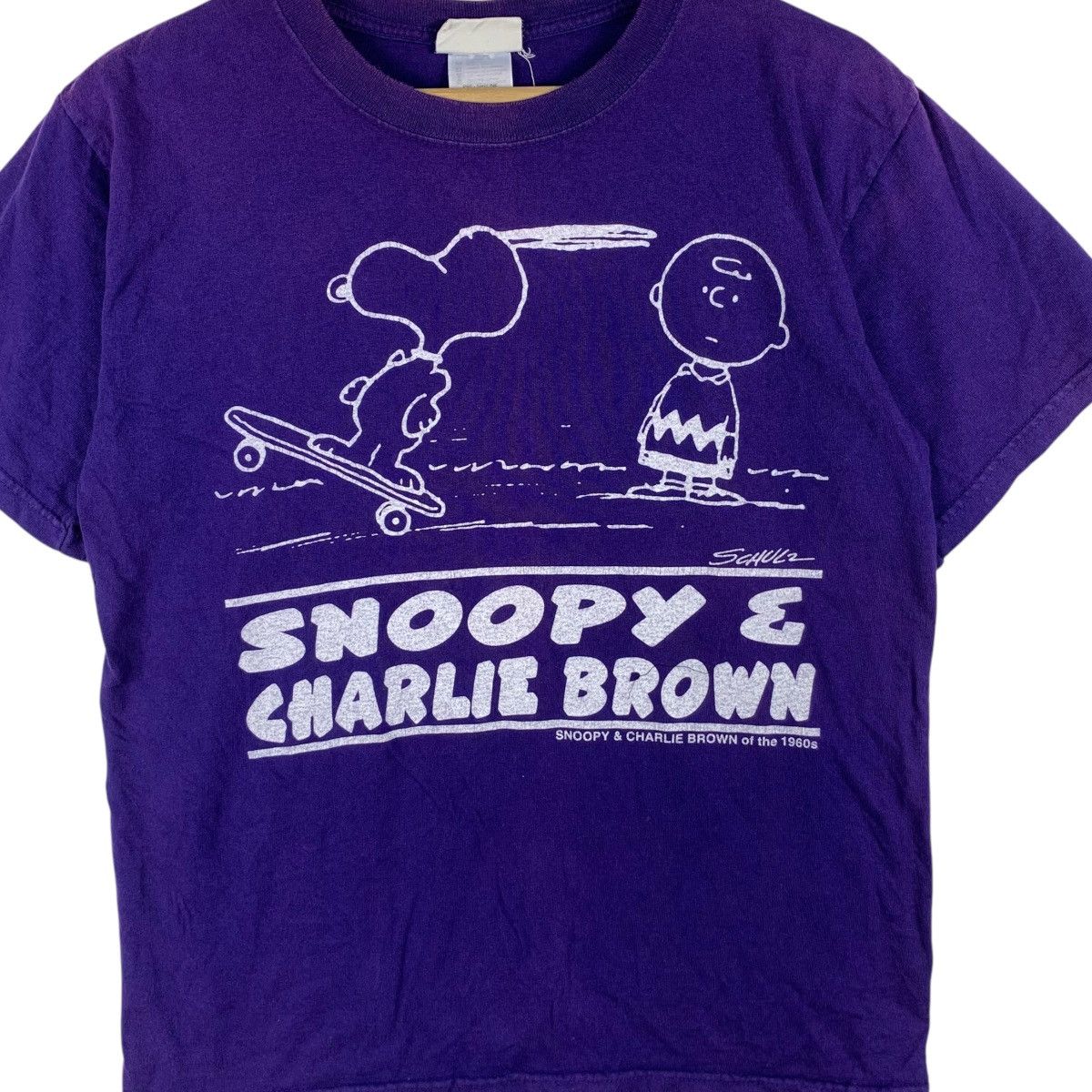 Vintage Vintage SNOOPY CHARLIE BROWN Skateboard Wheelies Tee Shirt Size S / US 4 / IT 40 - 3 Thumbnail