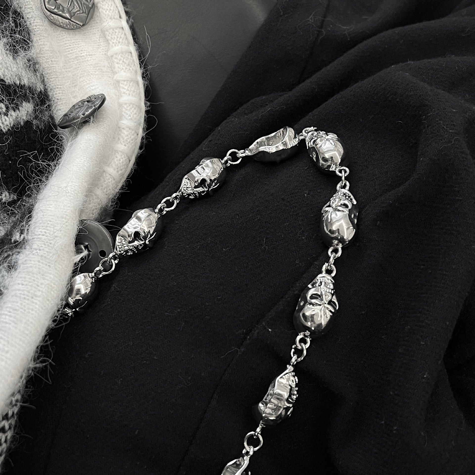 Jewelry Skull Chain Wallet Size ONE SIZE - 3 Thumbnail