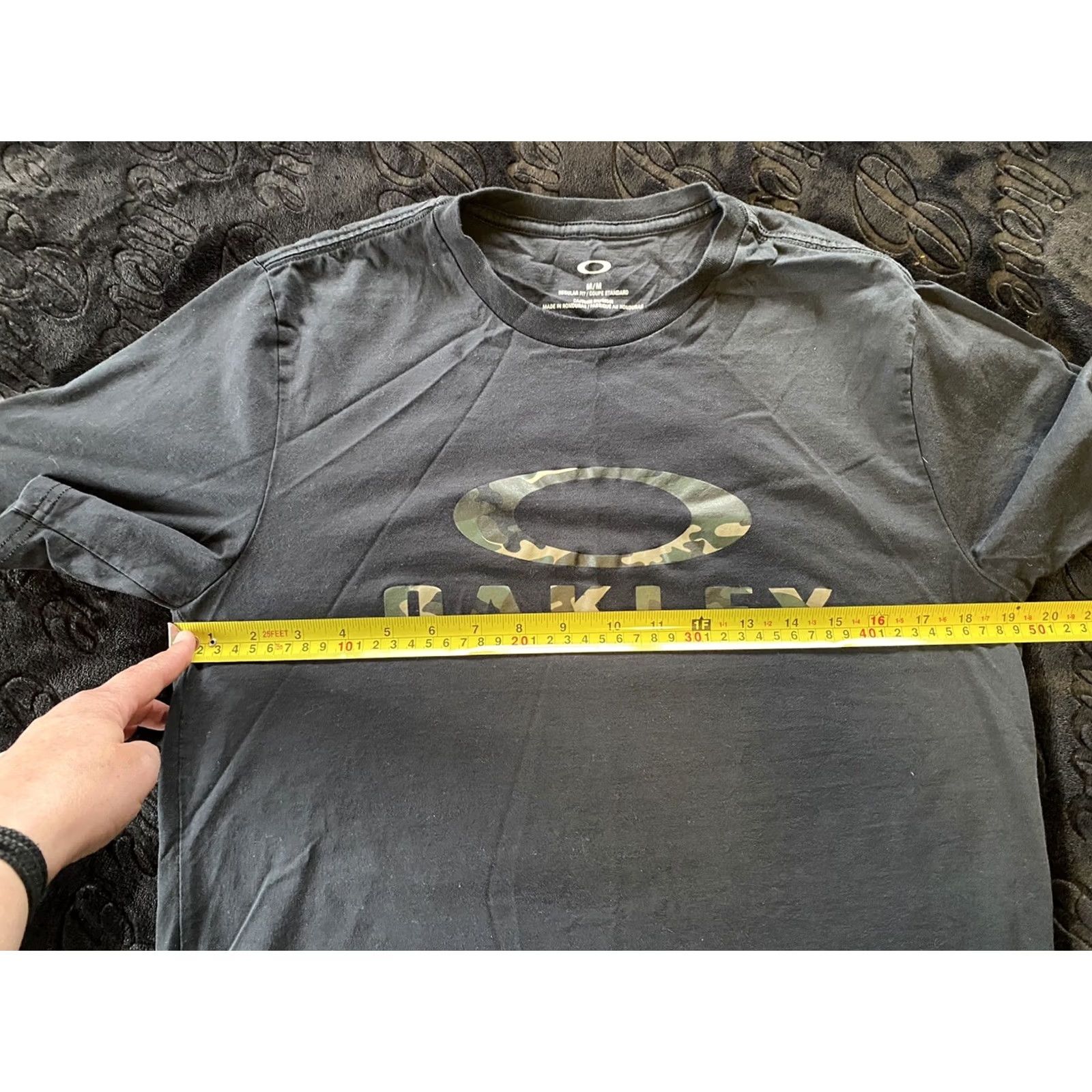 Oakley Oakley Men’s T-Shirt Black Camo Symbol M Size Medium Colorful Symbol Shirt Mens Size US M / EU 48-50 / 2 - 3 Thumbnail