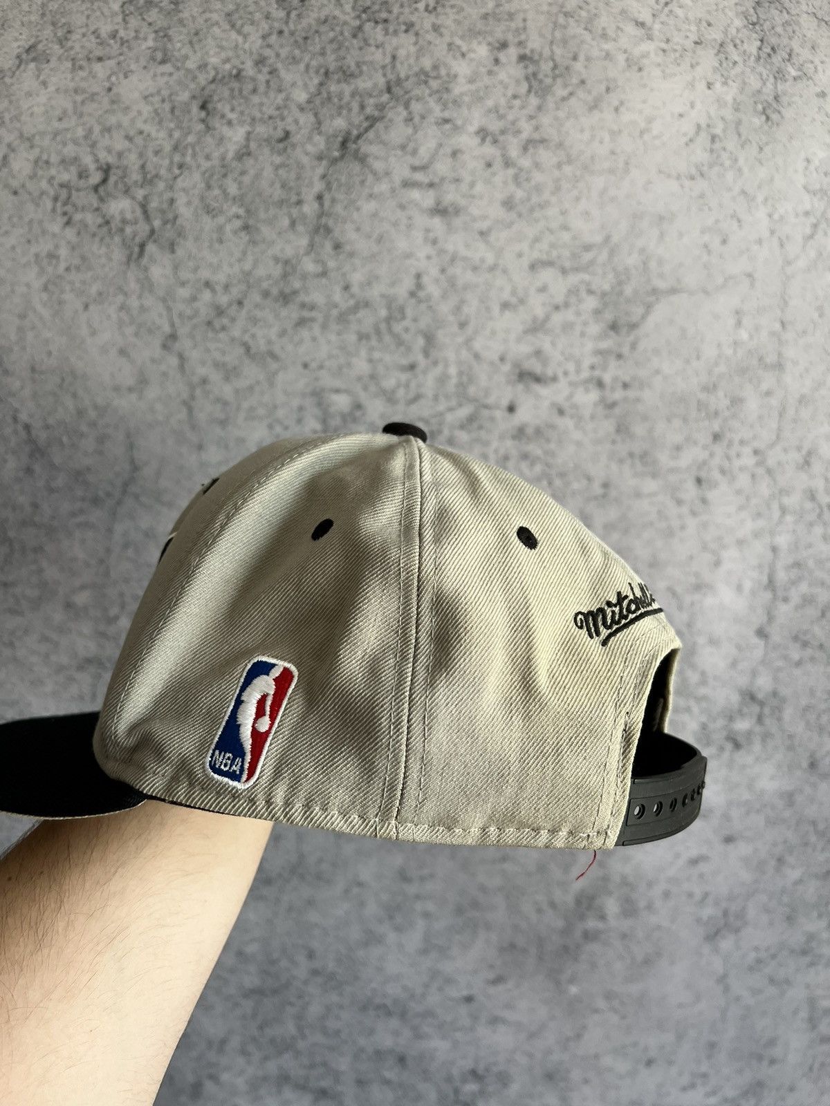 NBA Vintage New Era Chicago Bulls Cap Hat Baseball Y2K Logo Size ONE SIZE - 6 Thumbnail