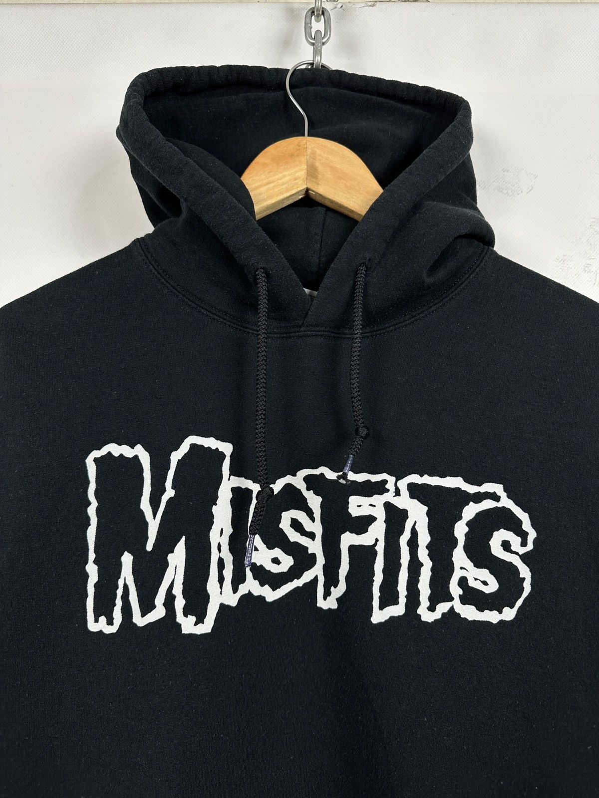Band Tees 2016 Misfits Crimson Ghost Punk Rock Band Hoodie Size US M / EU 48-50 / 2 - 12 Thumbnail